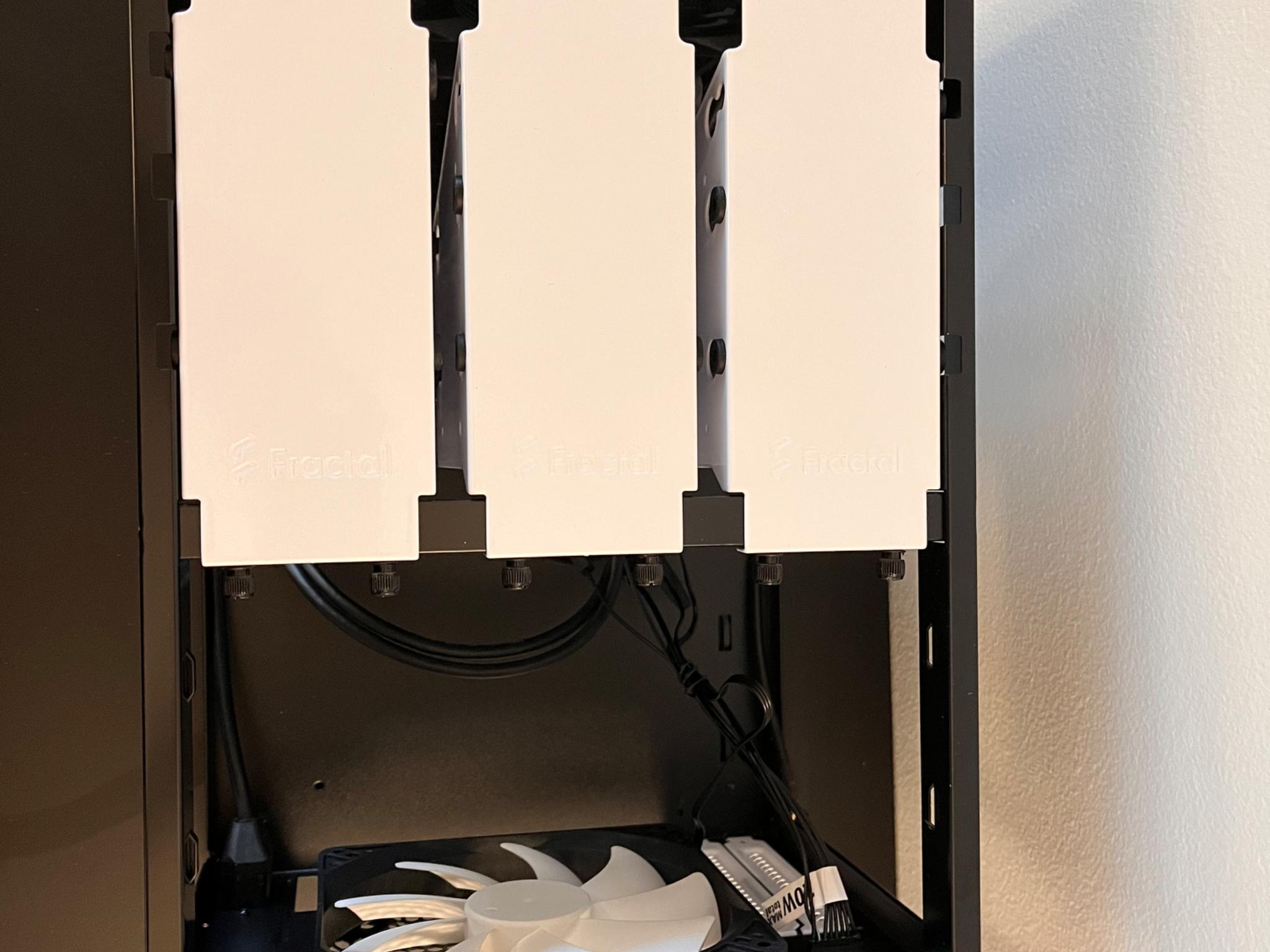 Fractal Node 304 - Like New