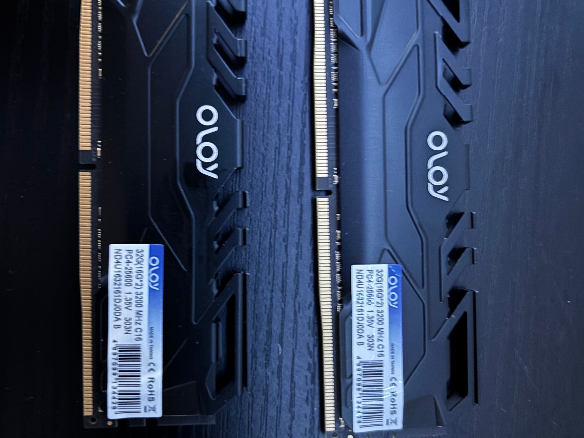 OLOY DDr4 32GB ram (2x16GB) 3200mhz