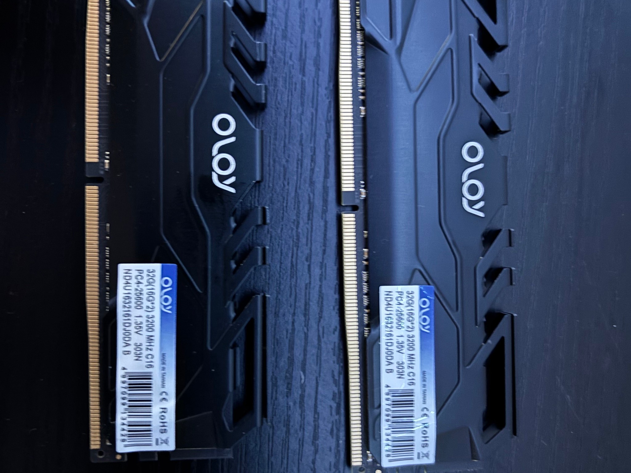 OLOY DDr4 32GB ram (2x16GB) 3200mhz