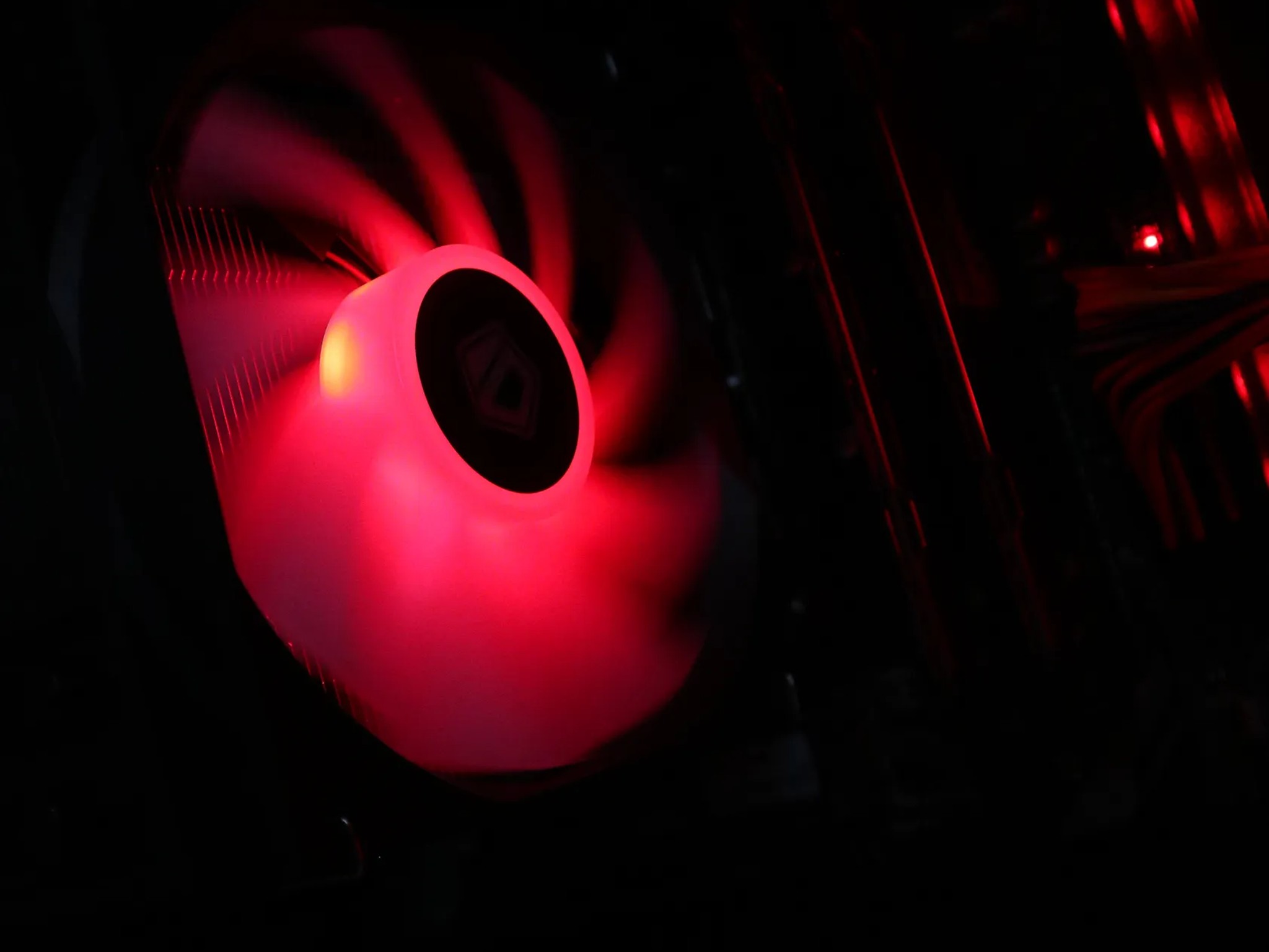 Type S | Ryzen 7 1700 / RX 5700 XT 8GB Gaming PC