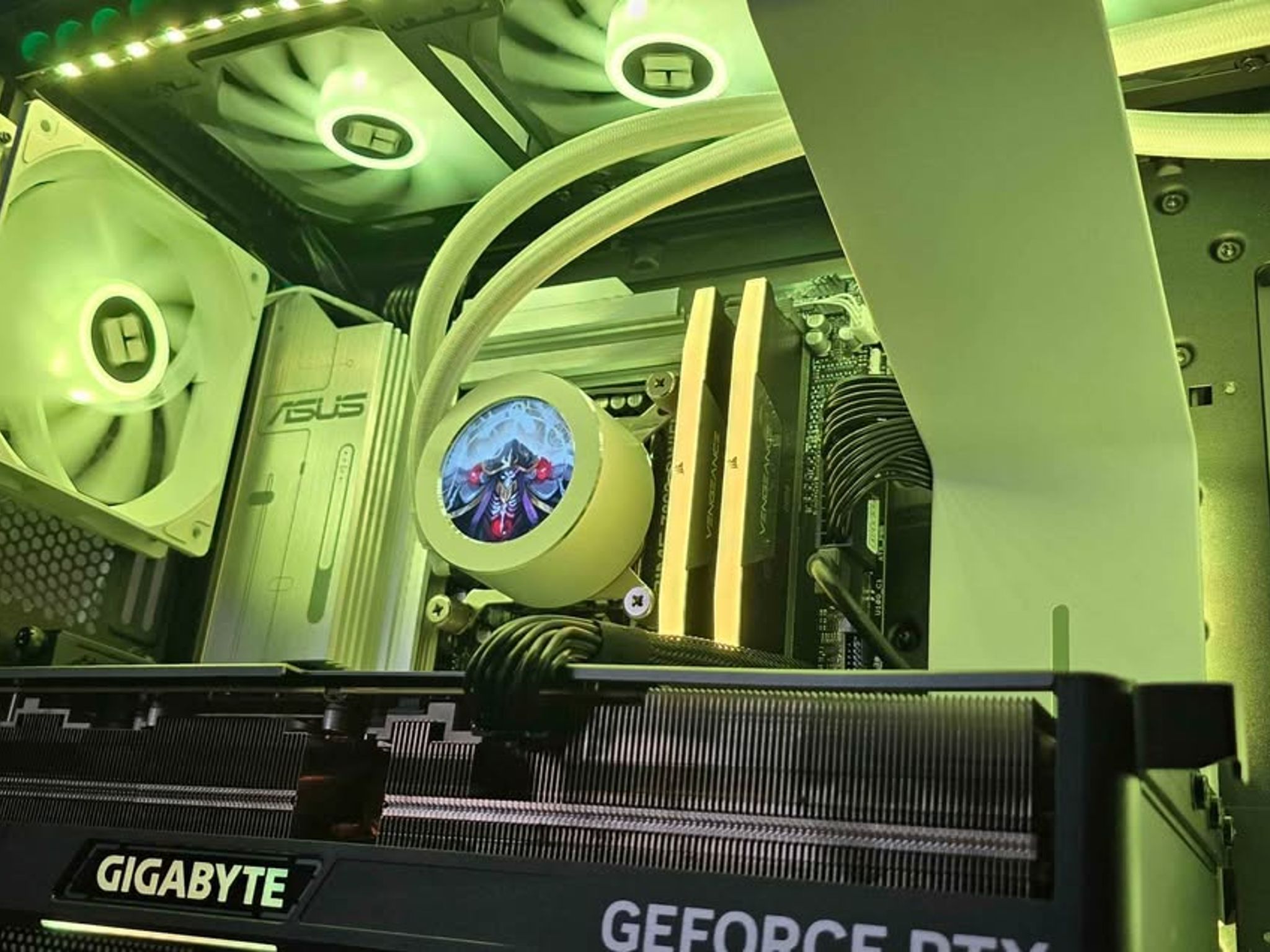 Custom Gaming PC "Overlord" - i7 265K @ 5.2 GHZ/RTX 4080 16GB (Full Parts In desc!)