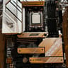 ROG STRIX B650-A GAMING WIFI & 32GB 2x16 DDR5 Kingston Fury Beast RAM Combo