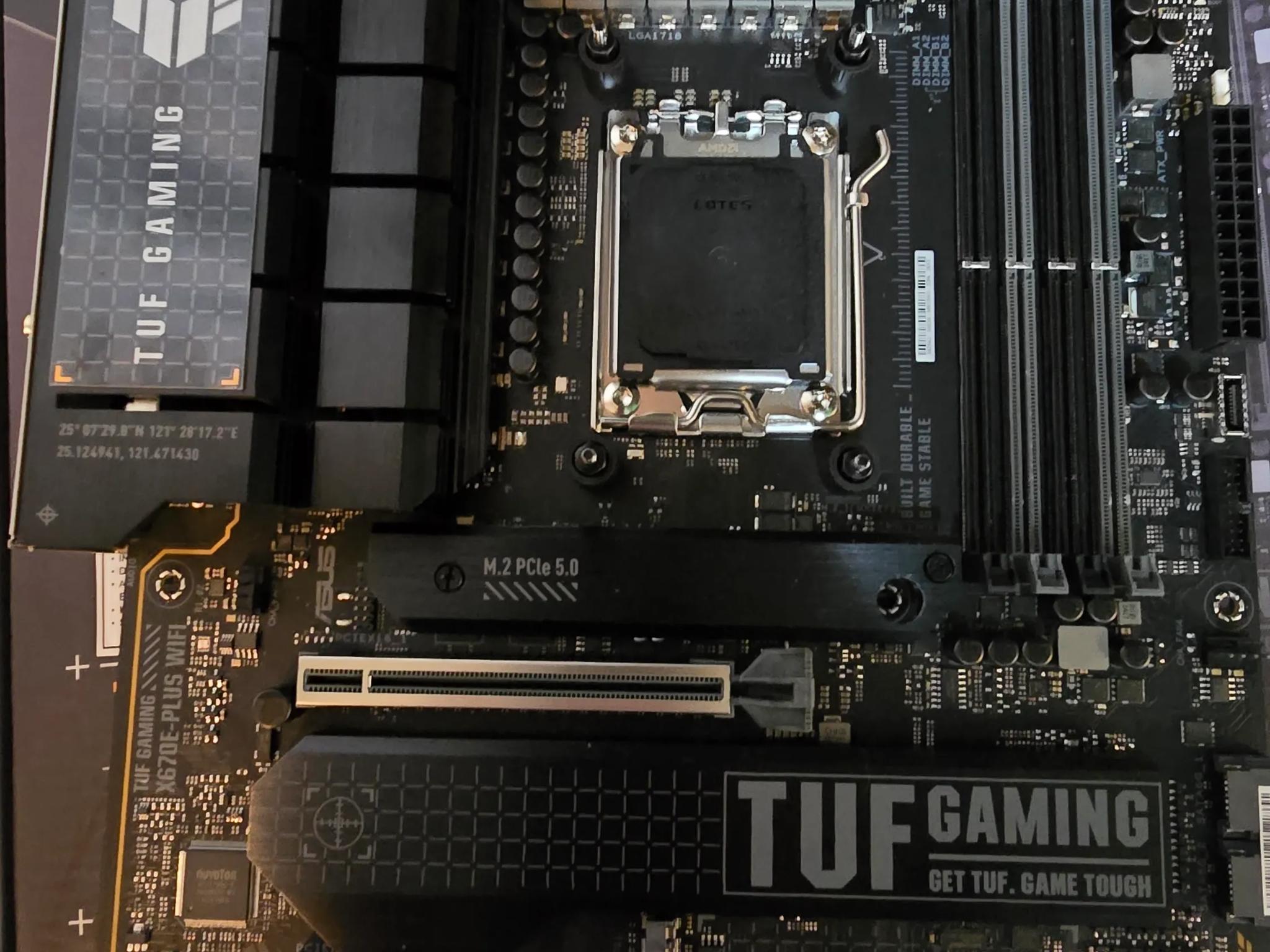 Tuf x670E-plus Wifi
