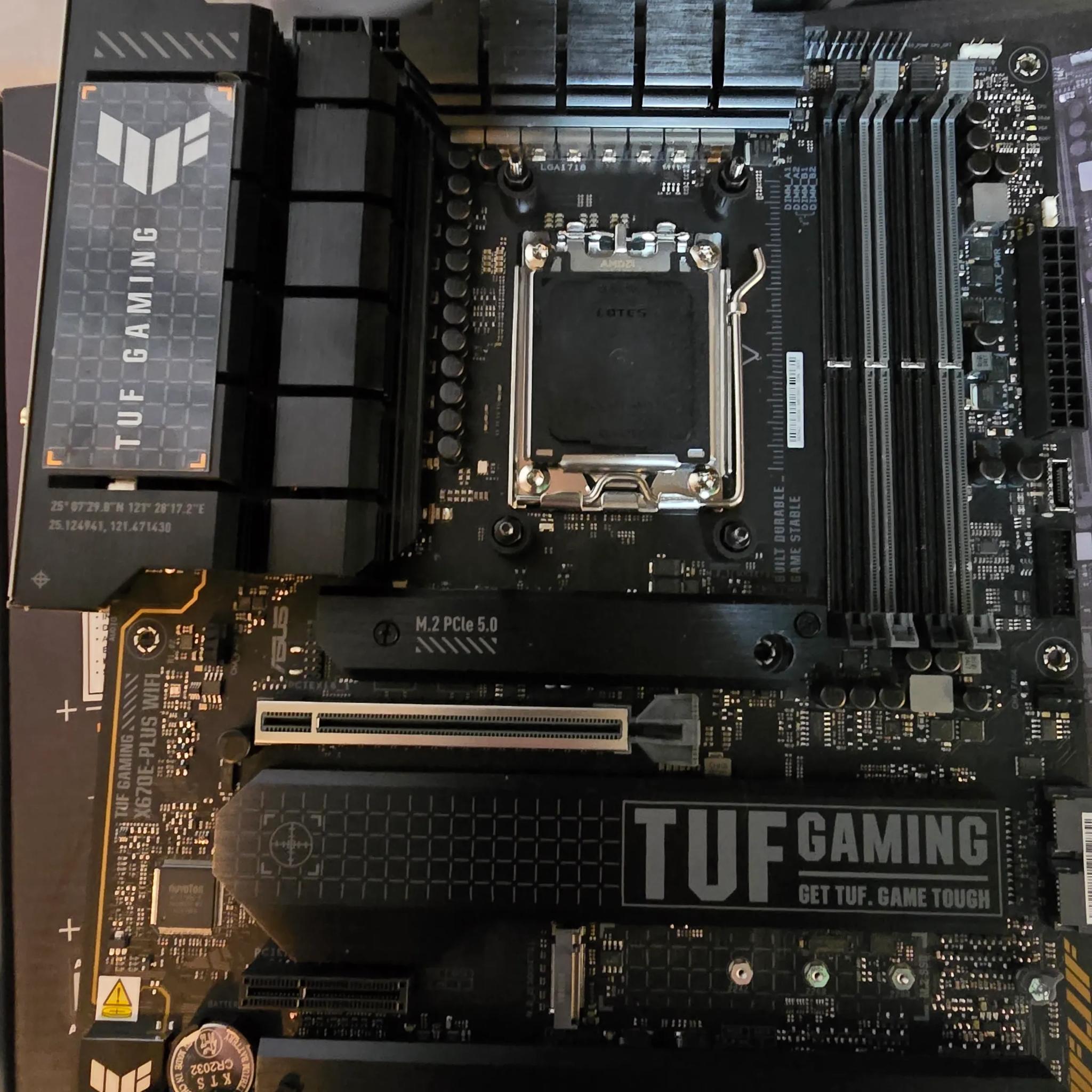 Tuf x670E-plus Wifi