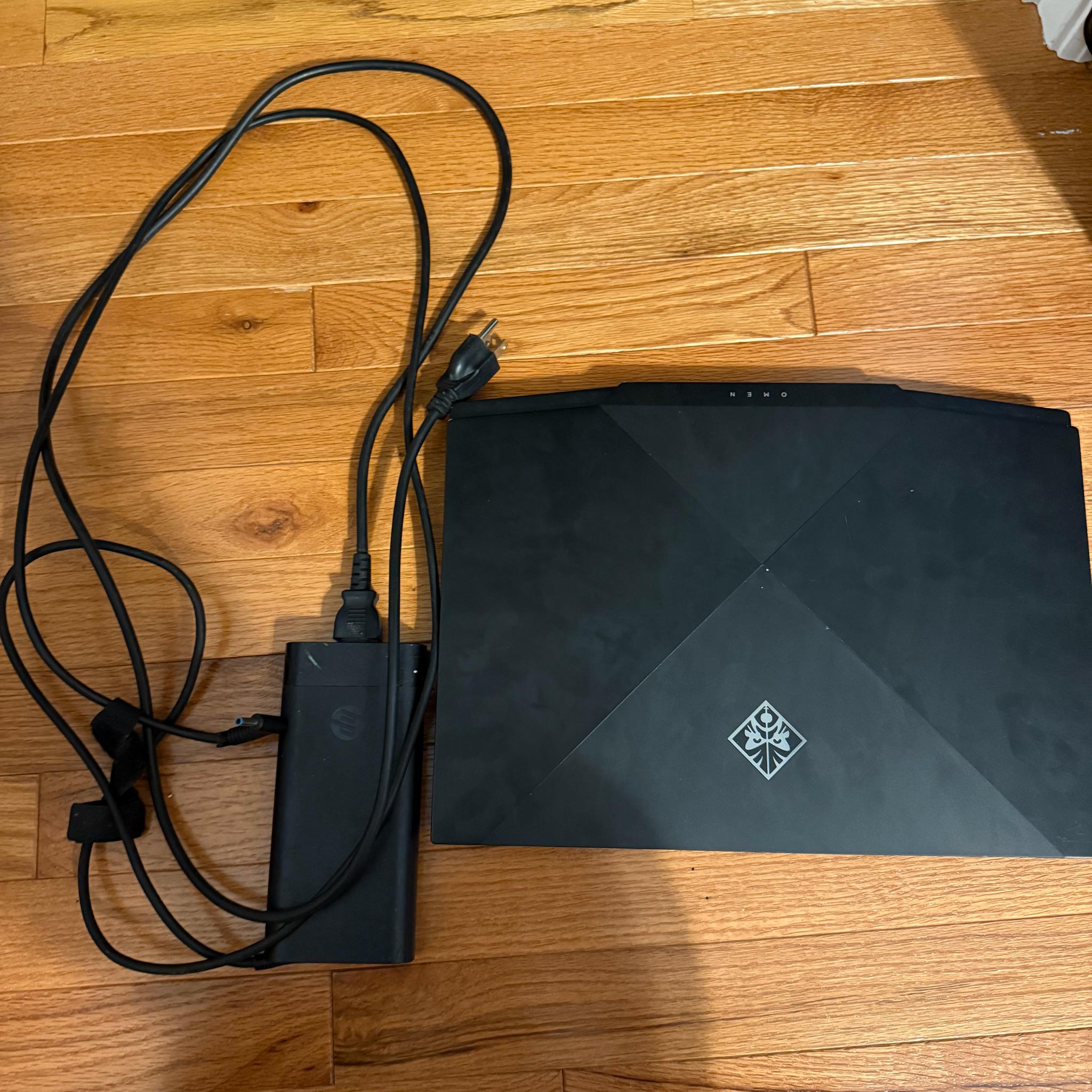 HP OMEN 15-dh1070wm Gaming Laptop i7-10750H GTX 1660 Ti 8GB 1.14TB 15" Win 11