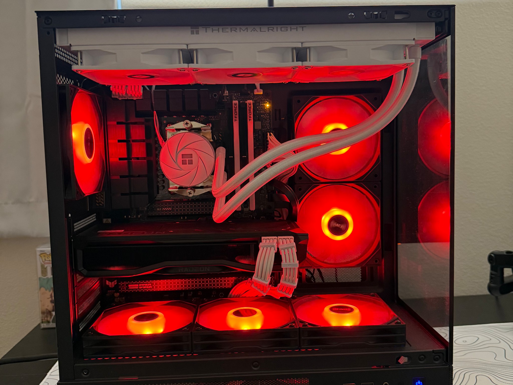Ryzen 7 7700X / RX 7900 XT / 32GB DDR5 / 1TB SSD