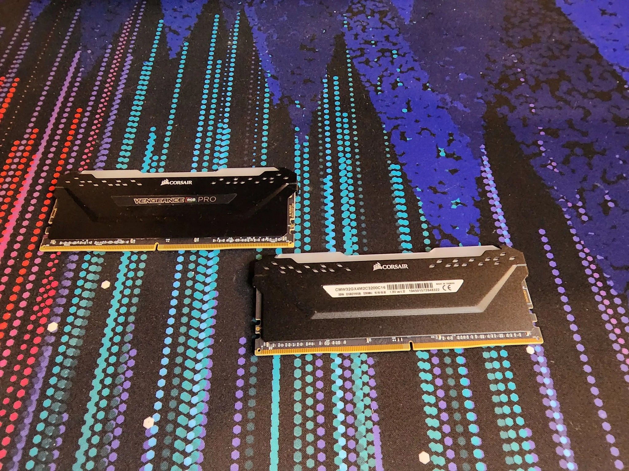 32GB Corsair Vengeance RGB Pro RAM