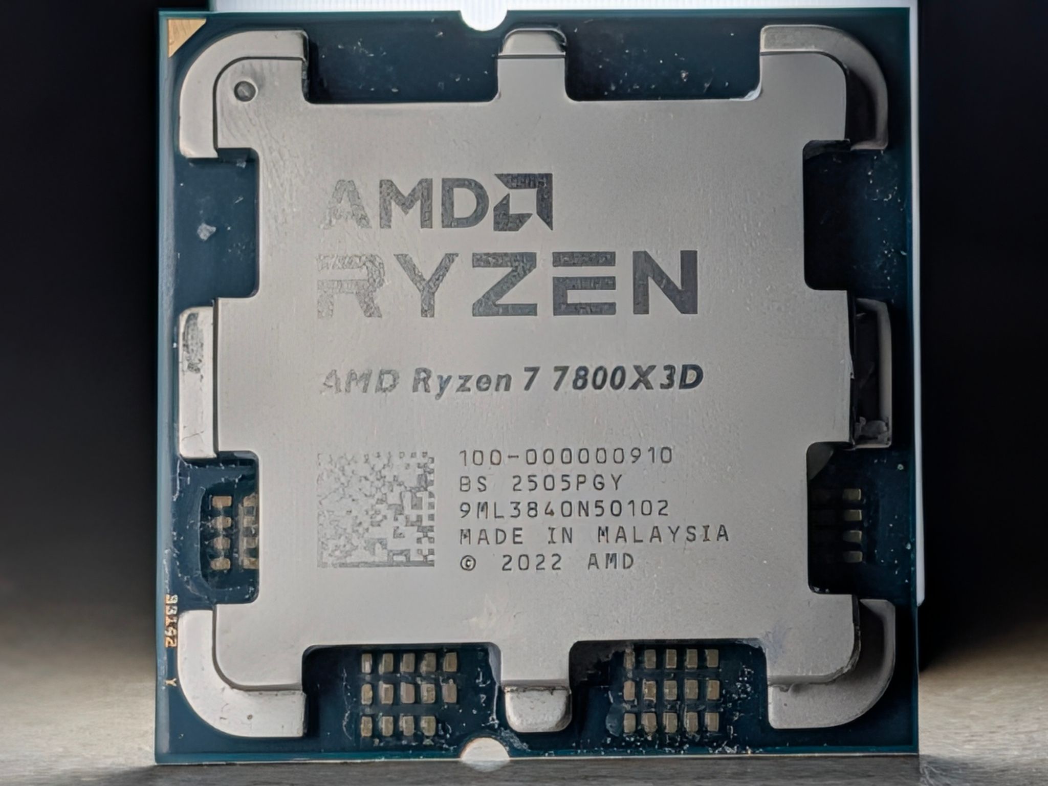 AMD Ryzen 7 7800X3D