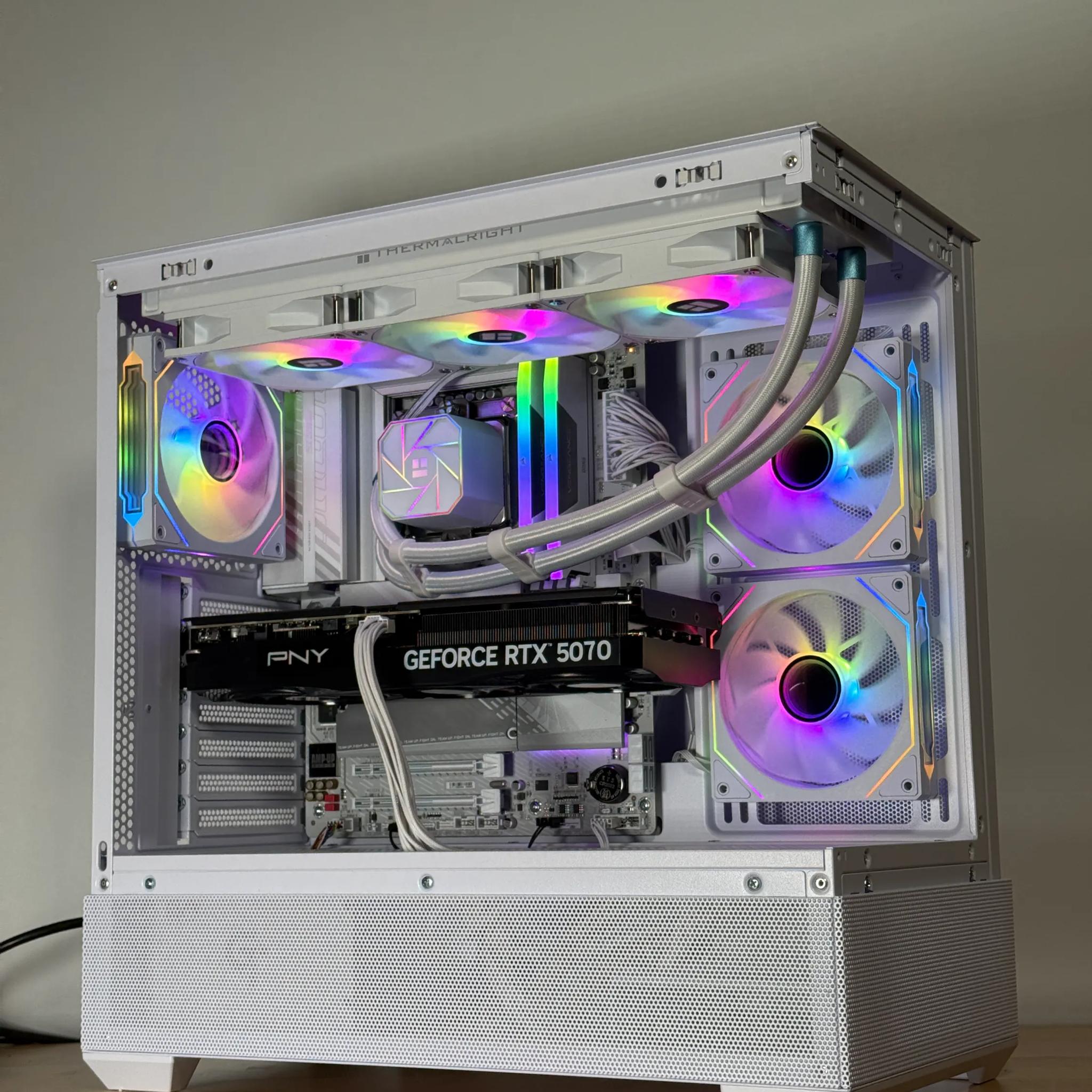 RTX 5070 Intel Core Ultra 265k Gaming PC