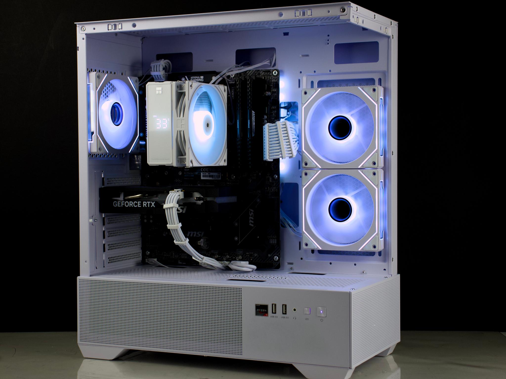 ⚪🔵  Gaming PC - RTX 5060 - Ryzen 5 5600XT - 32GB Ram - 1TB NVMe SSD - Digital Display 🔵⚪