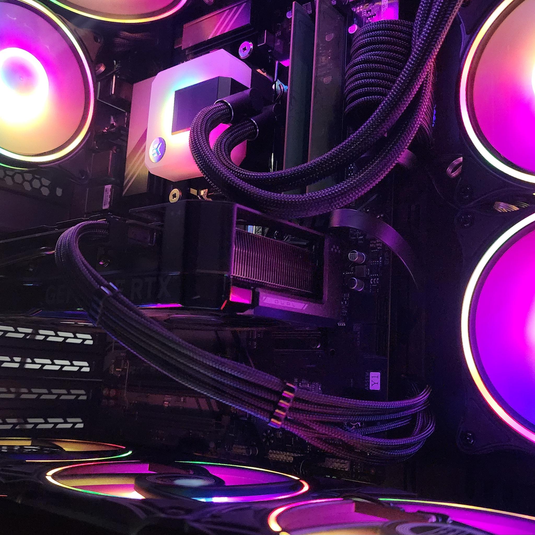 Gaming PC Ryzen 7 7700 32GB RAM 1TB SSD RTX 4070 SUPER 12GB Windows 11 Computer