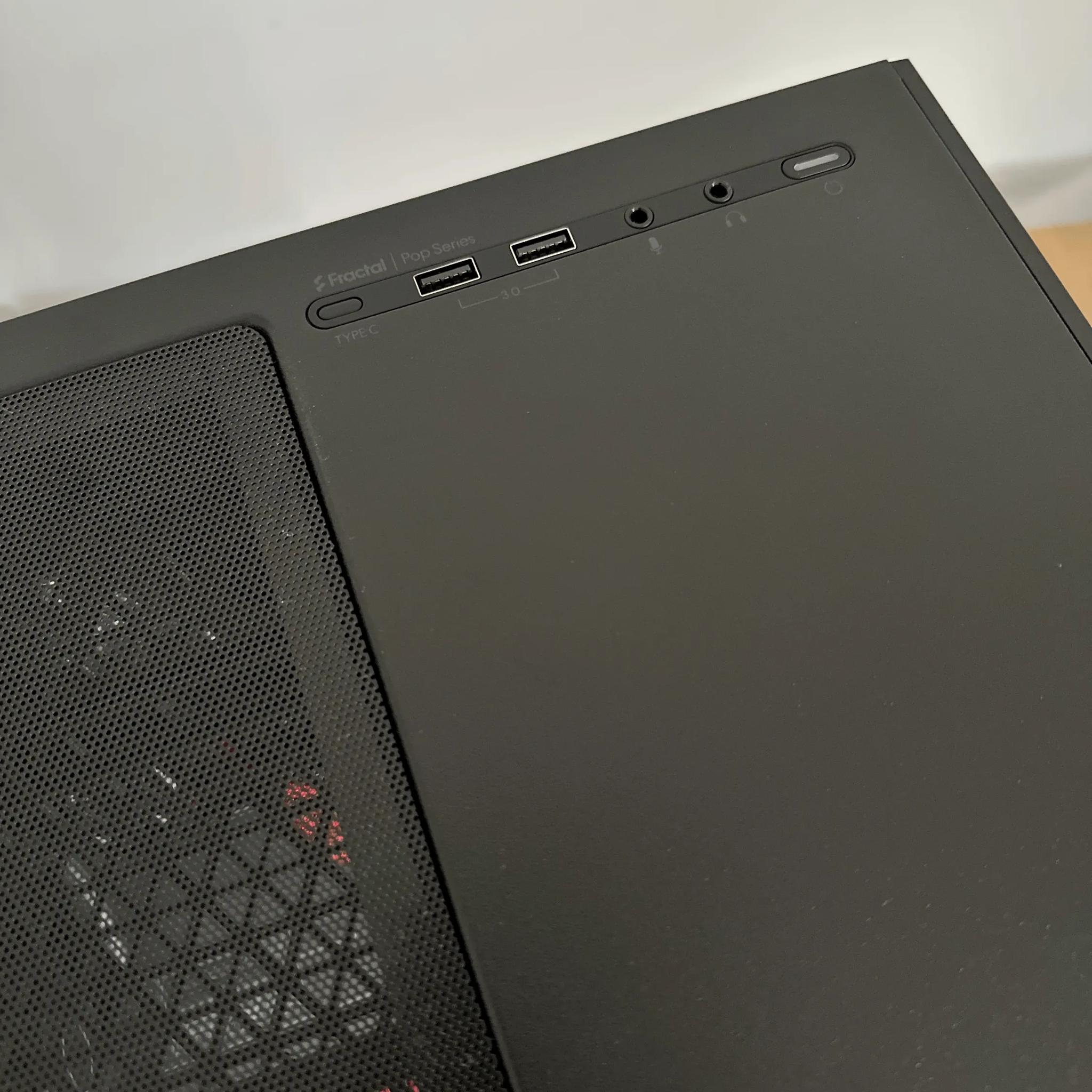AMD Ryzen 5 5800X + 6800XT + 32GB RAM + 1TB SSD - BLACK AND RED