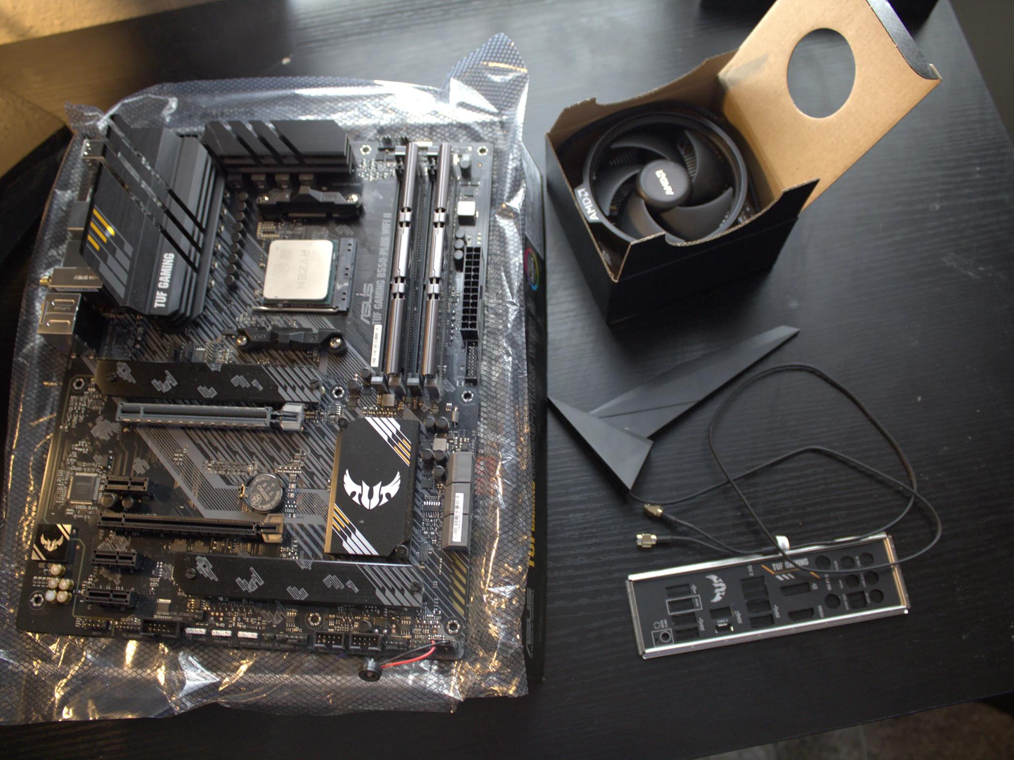 R5 5600x - b550 WIFI - 3200m/t 32gb - Basic Cooler Set