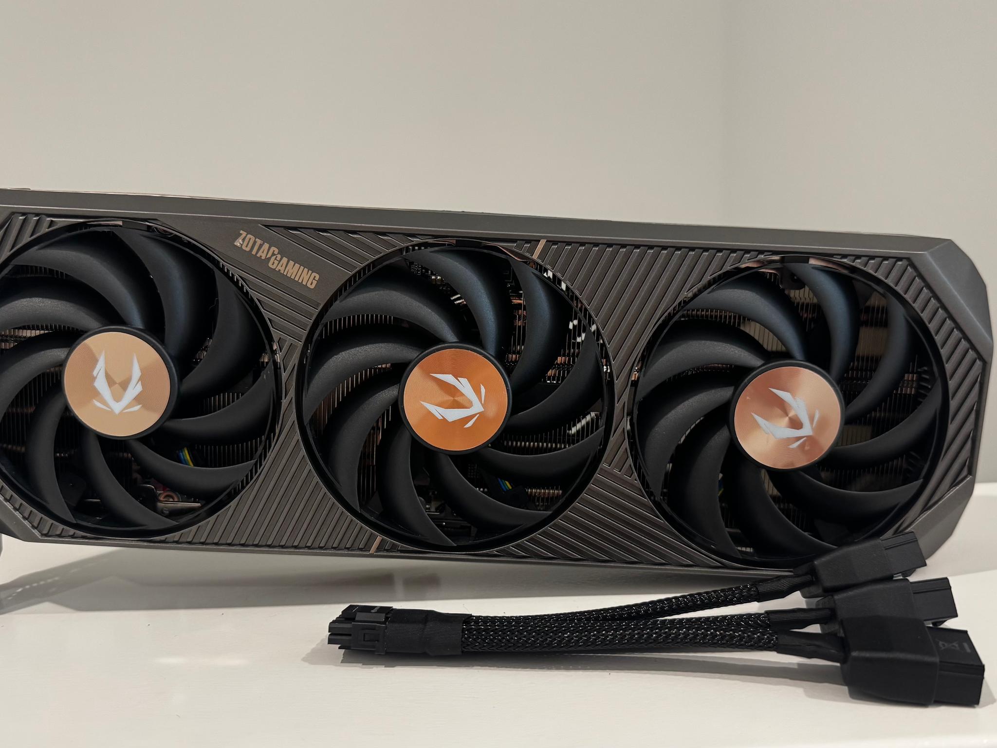 Zotac GAMING GeForce RTX 5070 SOLID Core OC - Image 1