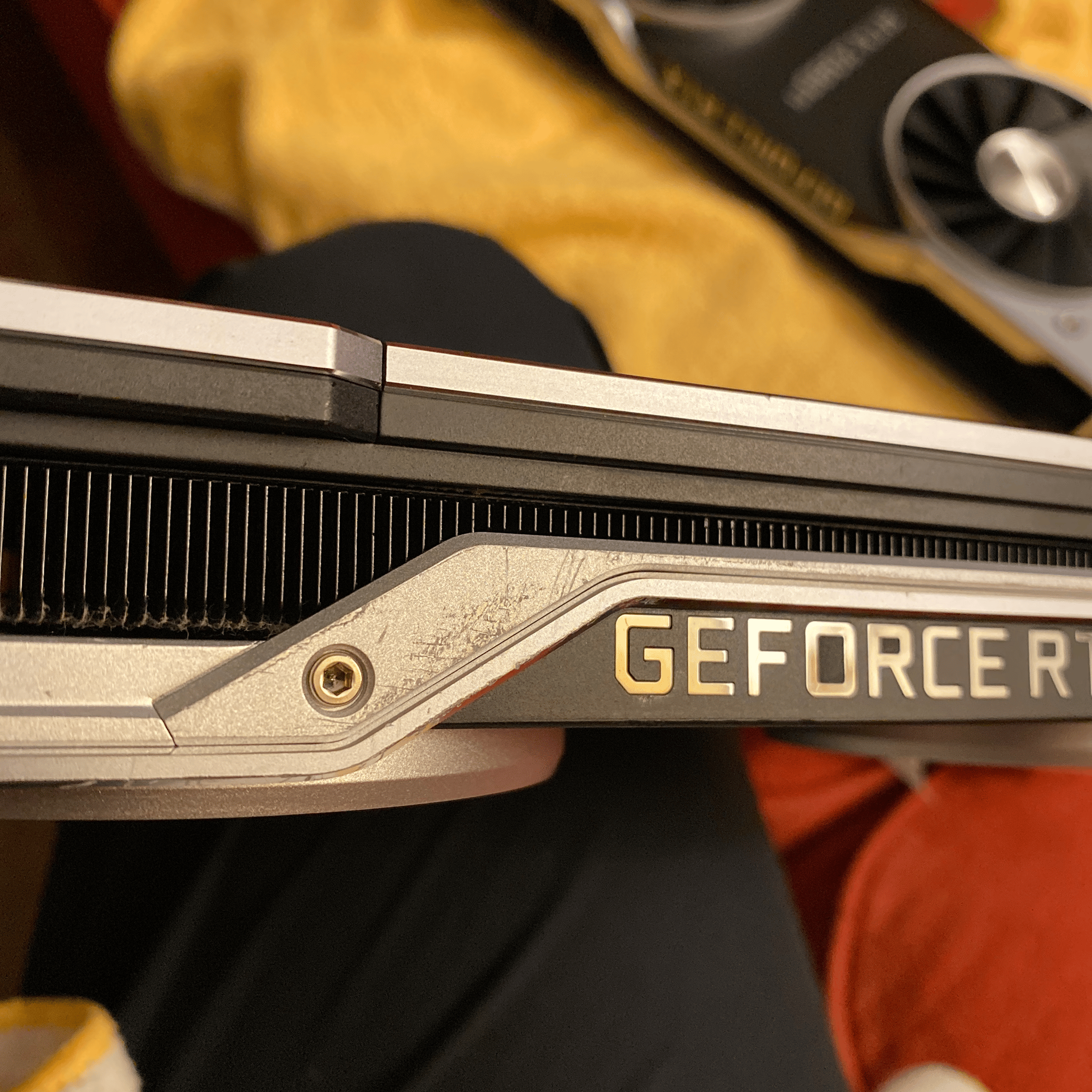 2080 Ti Founders Edition - Works Perfectly - Slight Cosmetic Blemish