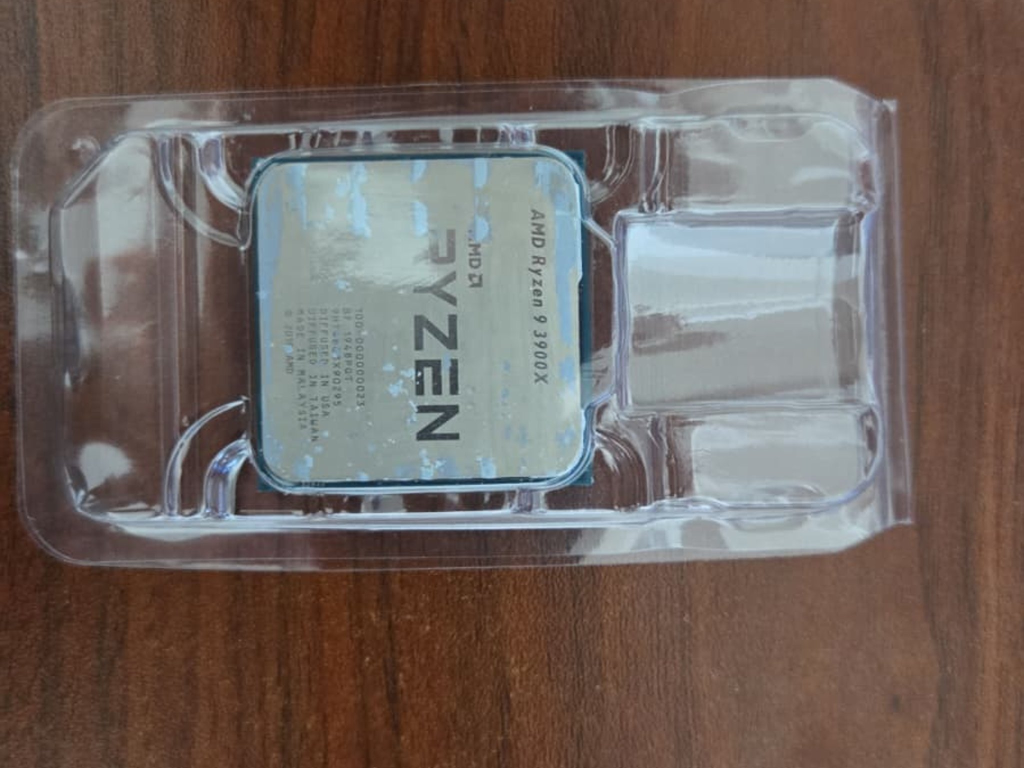 AMD Ryzen 9 3900X