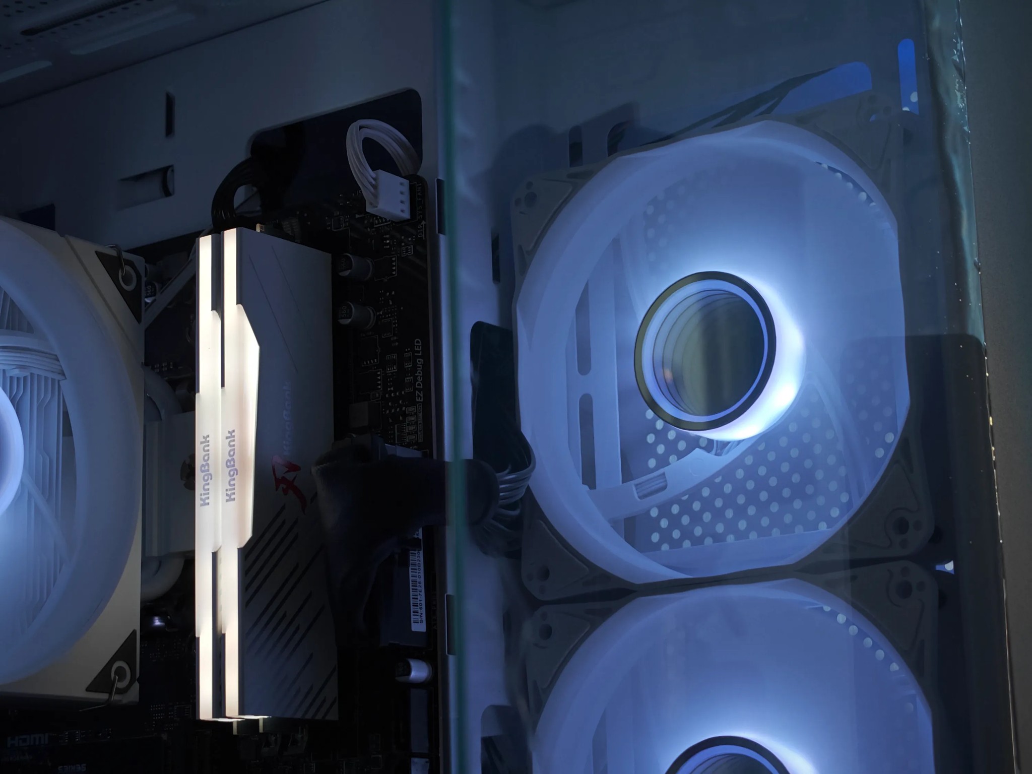 RTX 4060, Ryzen 8400F, 32GB DDR5, 1TB NVMe Gaming PC