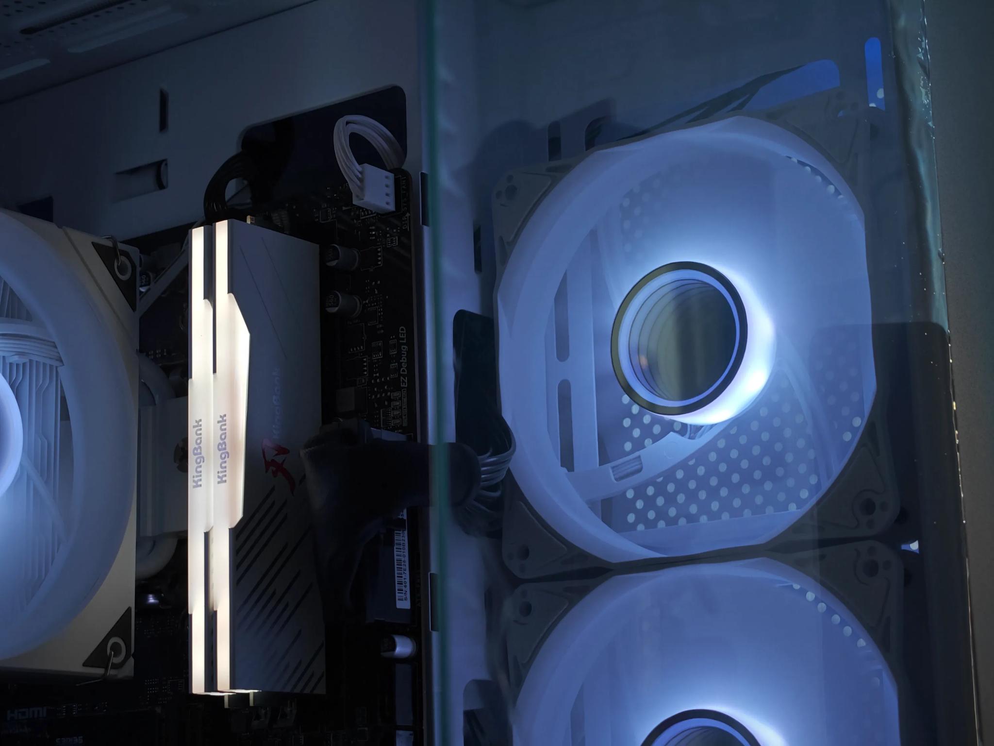 RTX 4060, Ryzen 8400F, 32GB DDR5, 1TB NVMe Gaming PC