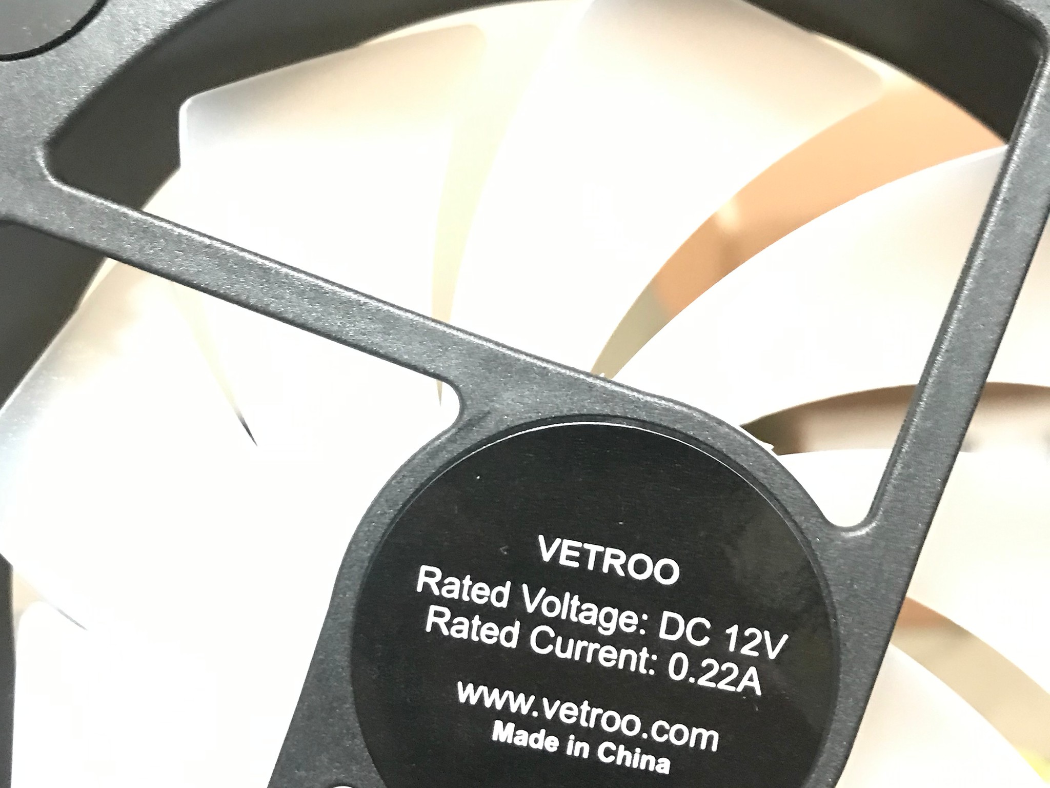 Vetroo ARGB 120mm fans