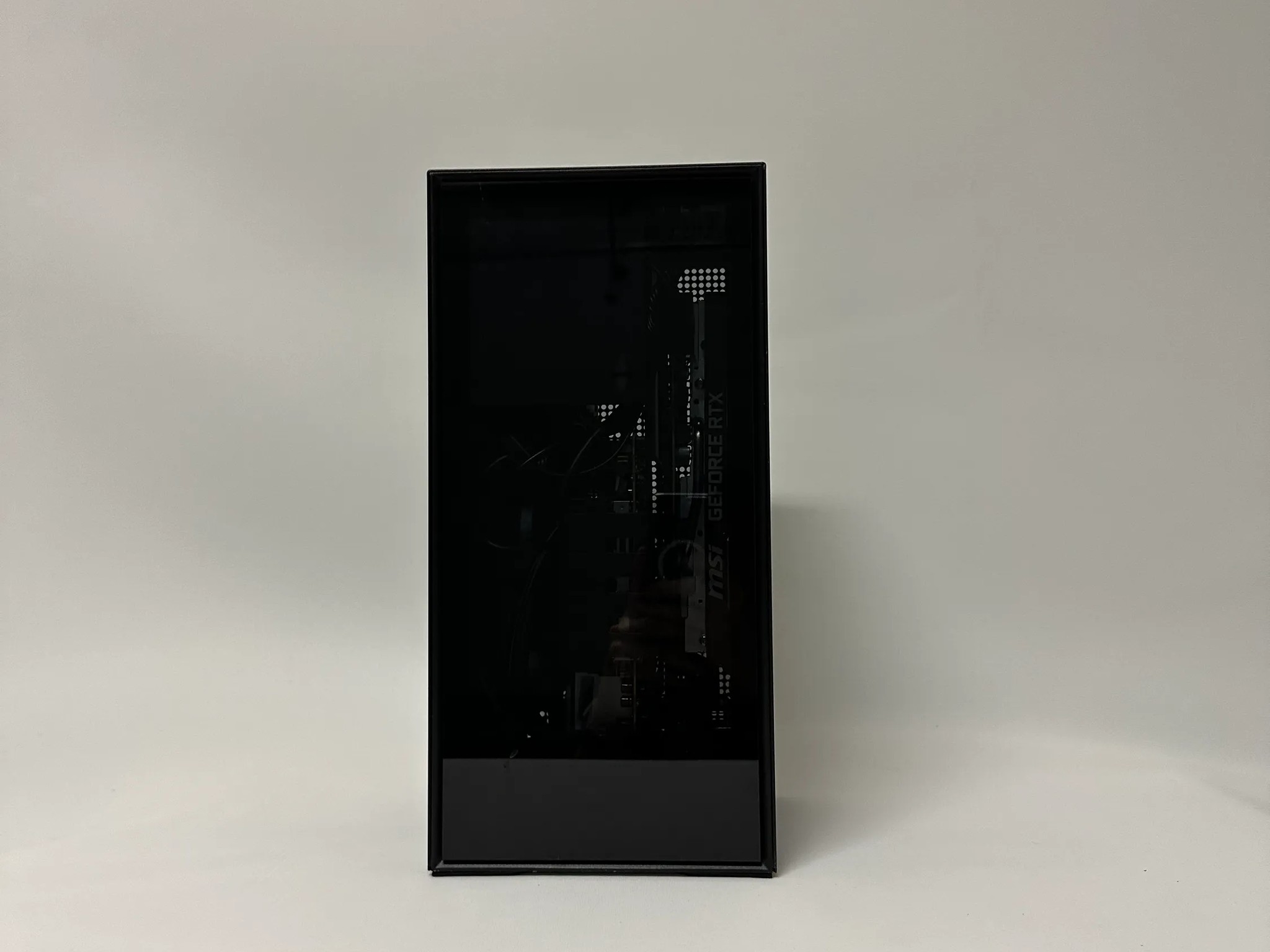 Gaming PC - H1 ITX Case - AMD 3700X - Nvidia 2070 Super - 32 GB DDR4 - 500 GB SSD