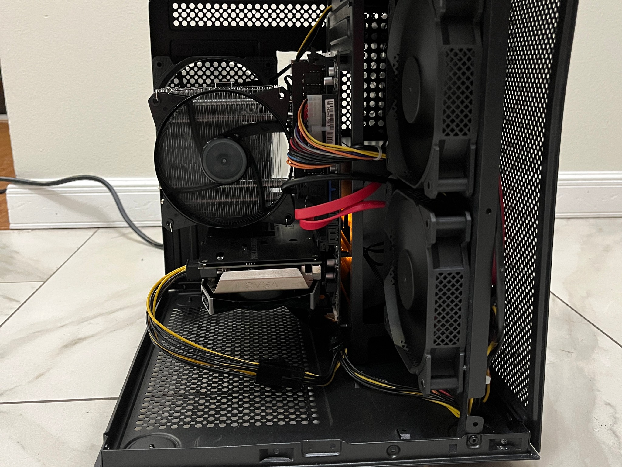 RTX 2060,Intel i5-7500,16GB RAM,870 GB Storage,Gaming PC w/Wi-Fi & BT-Defective Case,See Description
