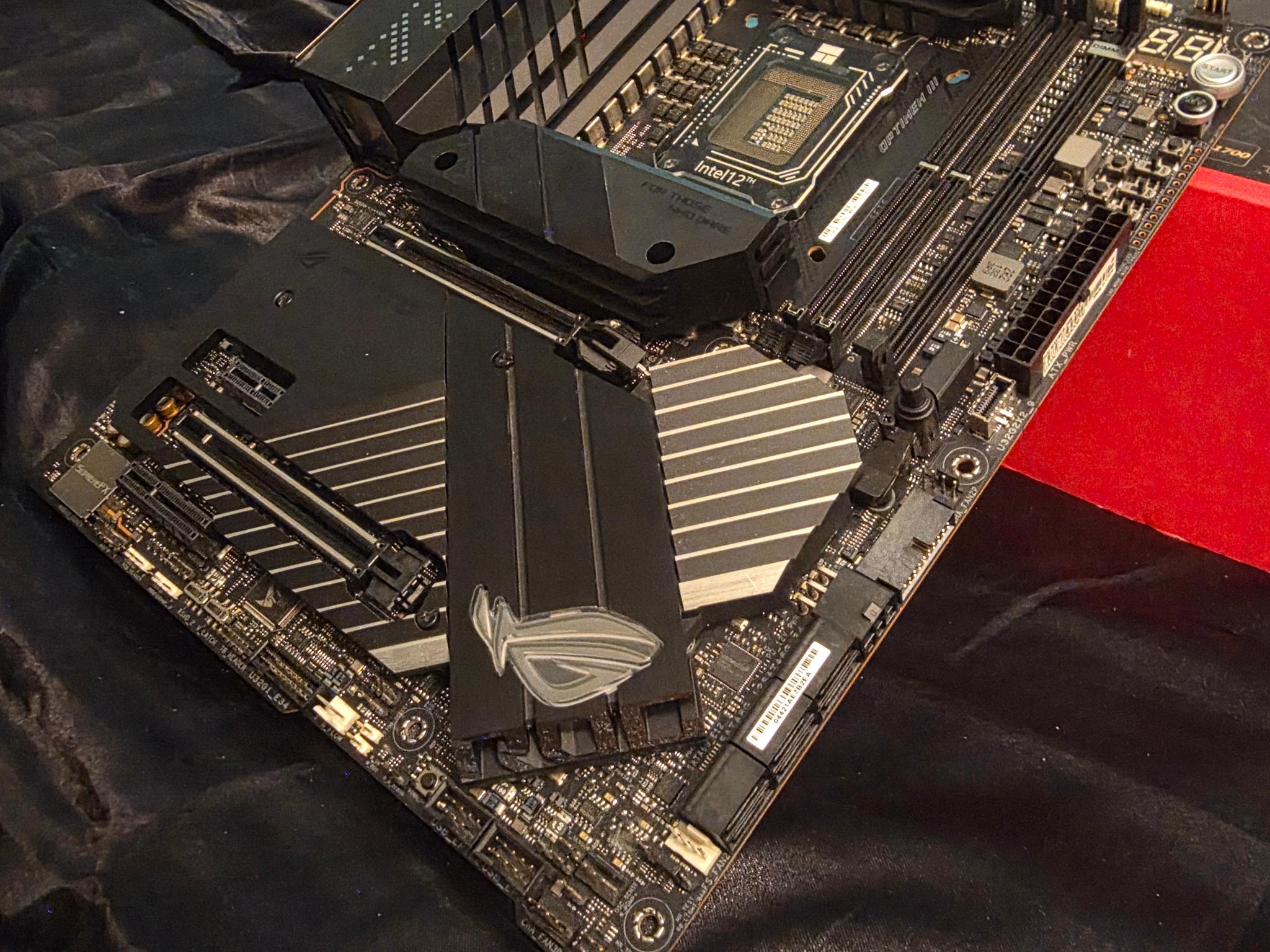 ASUS ROG MAXIMUS Z690 APEX - Image 3