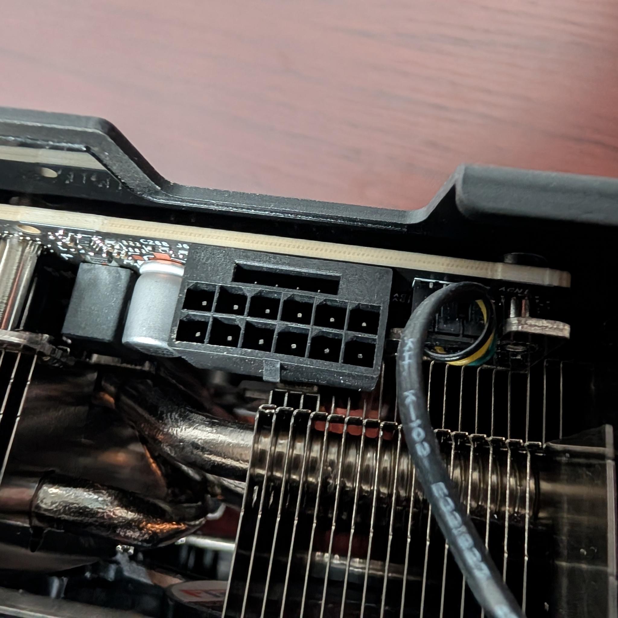 PNY GeForce RTX 5070 Ti ARGB EPIC-X RGB OC Triple Fan