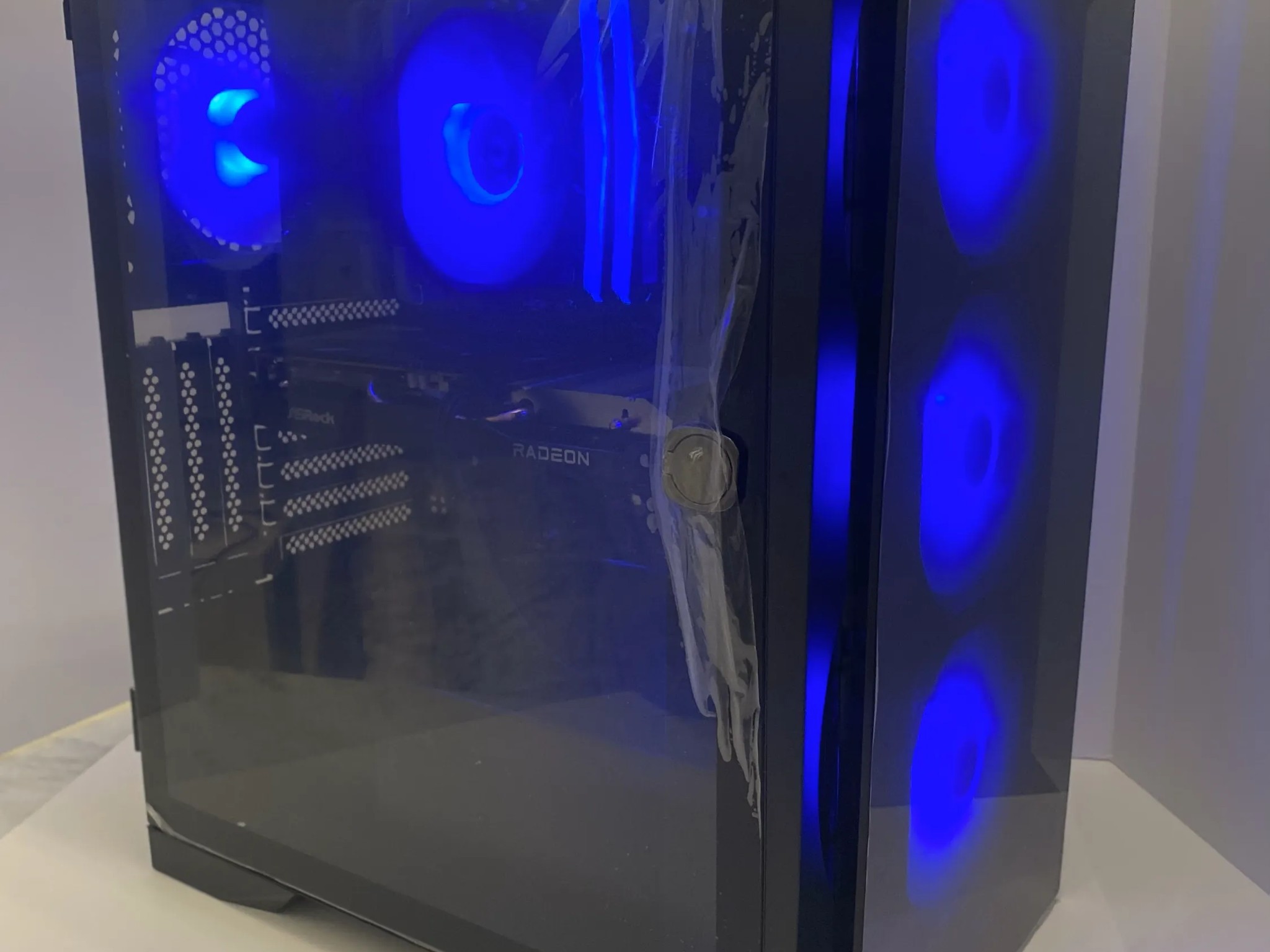 Great Value and Performance 1080p Gaming PC! – Intel i7-9700K | RX 6600 | 16GB RAM | 1TB SSD