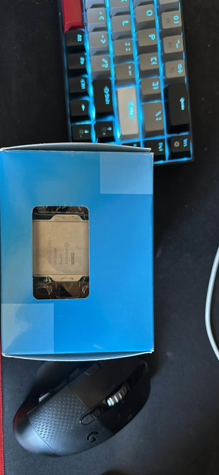 I3-12100F