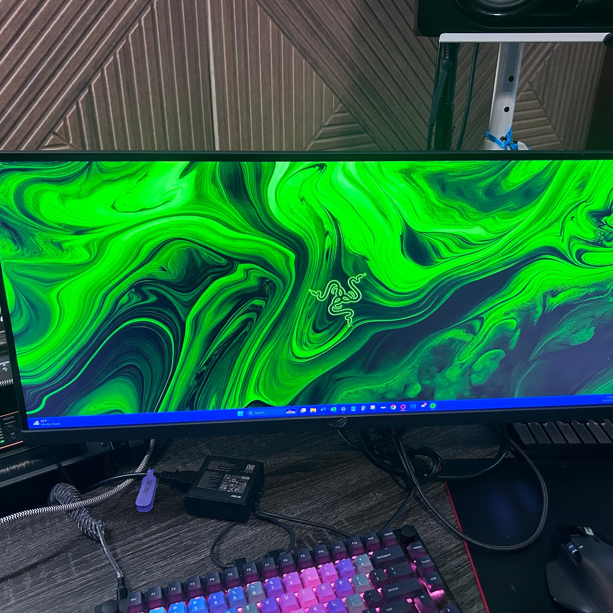 Asus ROG Strix 30” (220hz) (2560x1080) 1ms Gaming Monitor (XG309CM)
