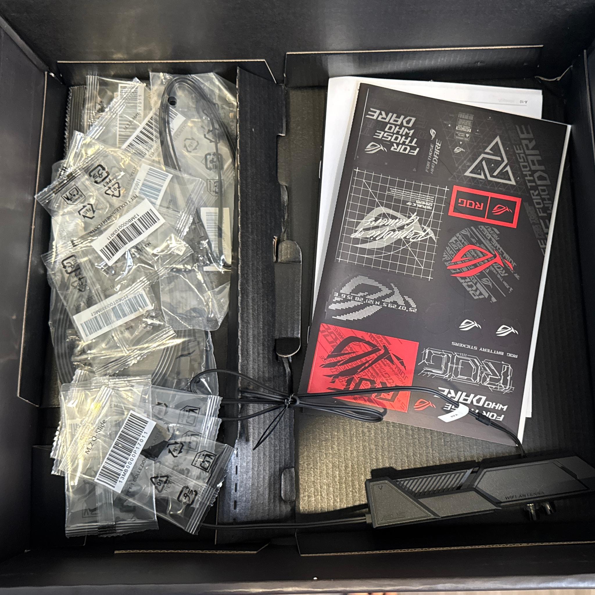 ASUS ROG X870E Crosshair HERO