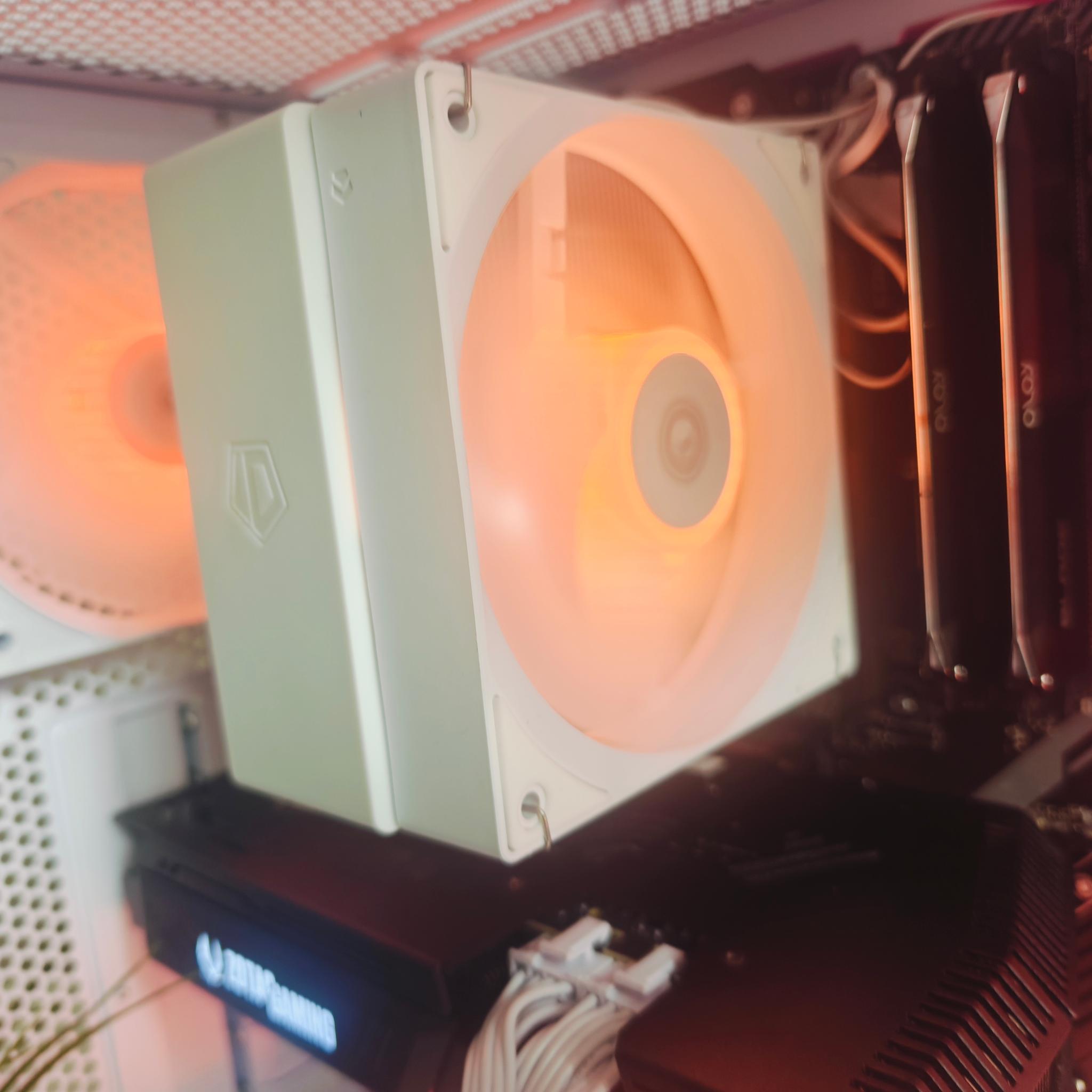 1440p RTX GAMING PC!