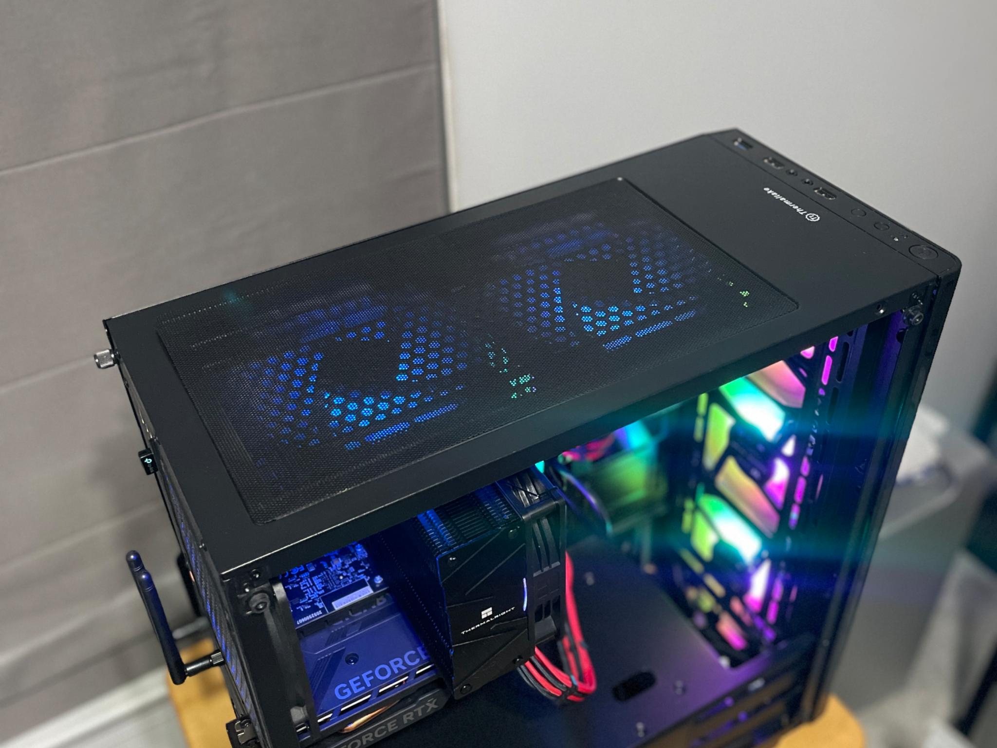 🌈Aurora Reactor🌈 RTX 4060 and Ryzen 5 5600x