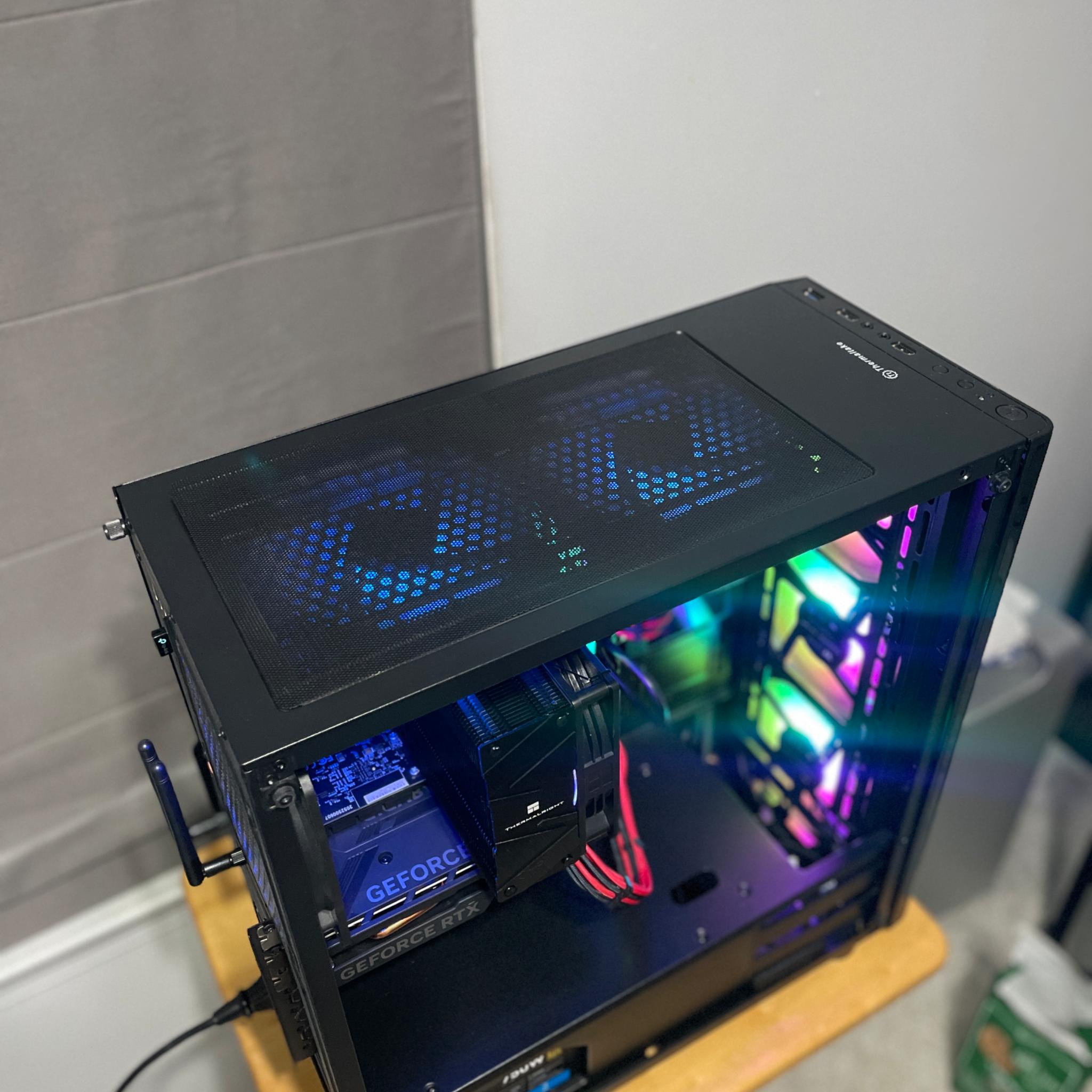 🌈Aurora Reactor🌈 RTX 4060 and Ryzen 5 5600x