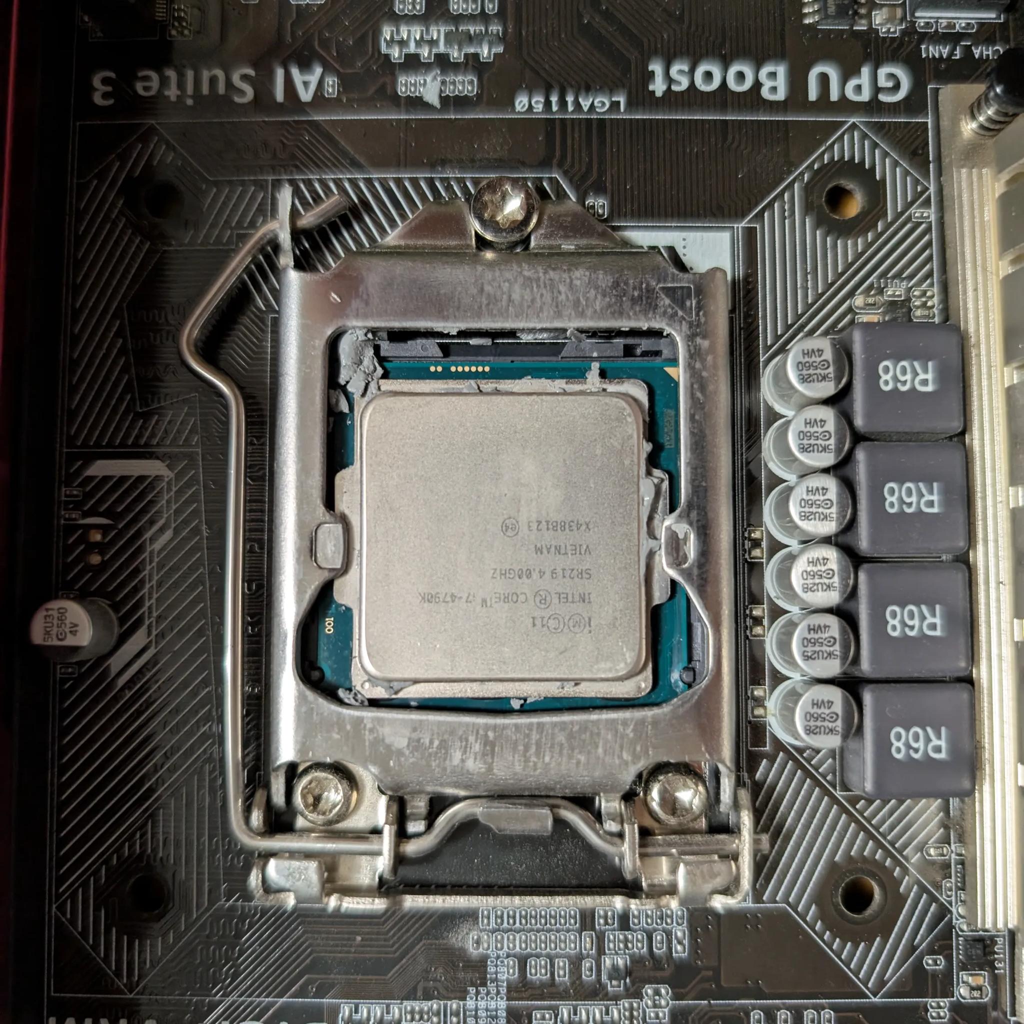 Asus Z97-K + Intel Core i7 4790K + 16gb DDR3 1600mhz