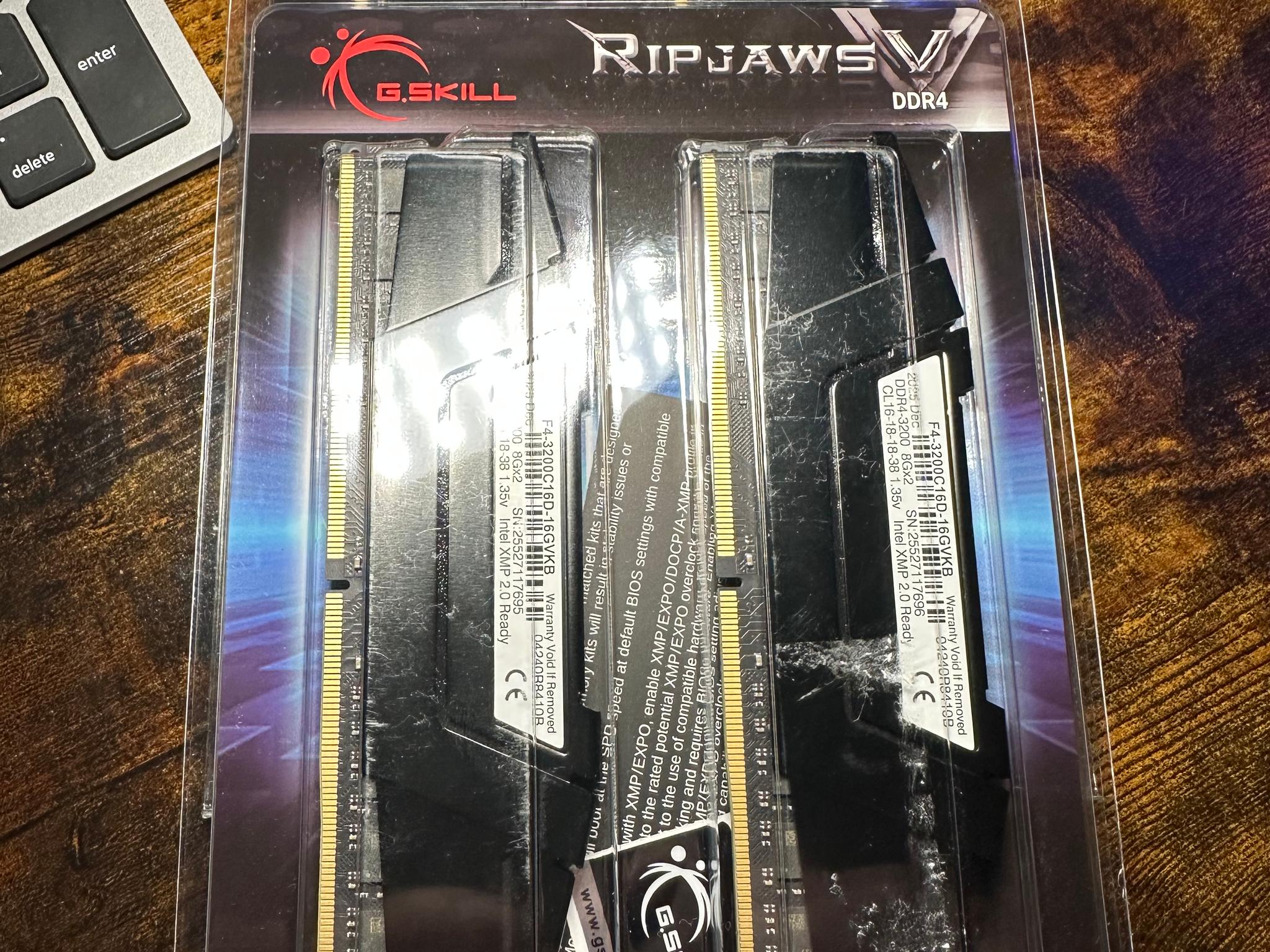 32GB DDR4 RAM