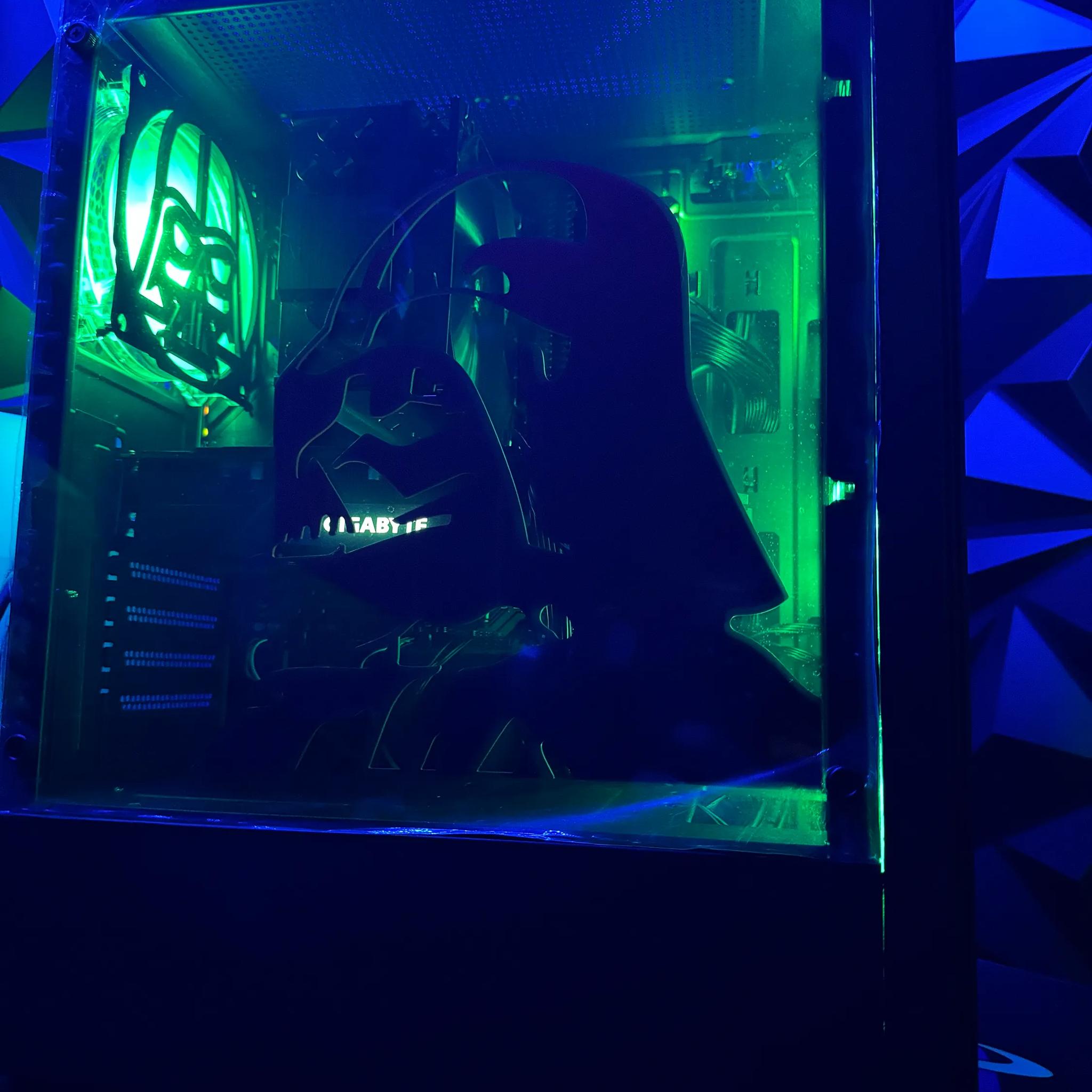 Ralph Vader 🎮🕹️👾🎧📺i7 9700🎮🕹️👾🎧📺5700XT🎮🕹️👾🎧📺32 GB DDR4