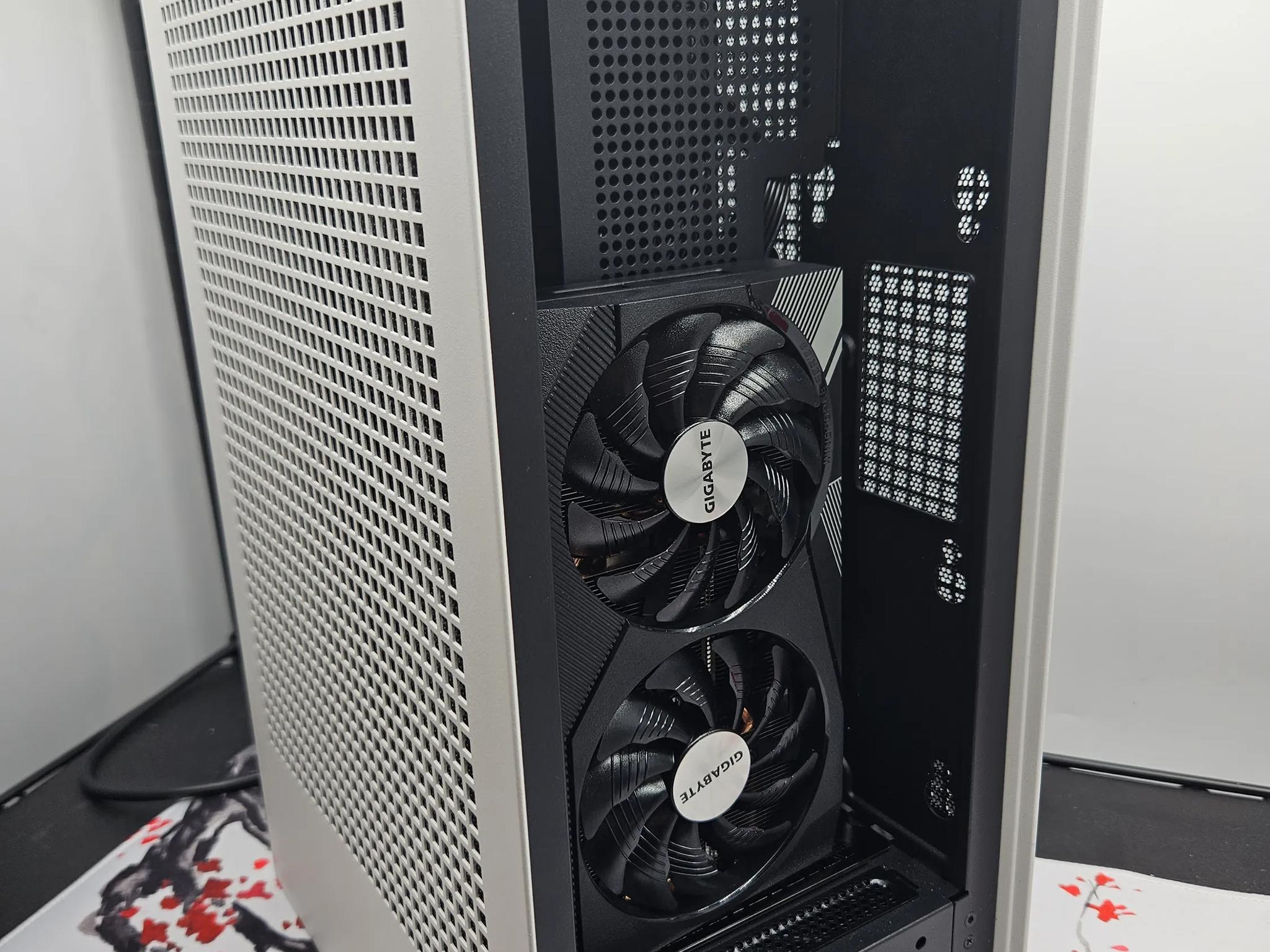 Small Form Factor SALE Ryzen 5 5500 / 16GB DDR4 / 1TB SSD / RTX 3060