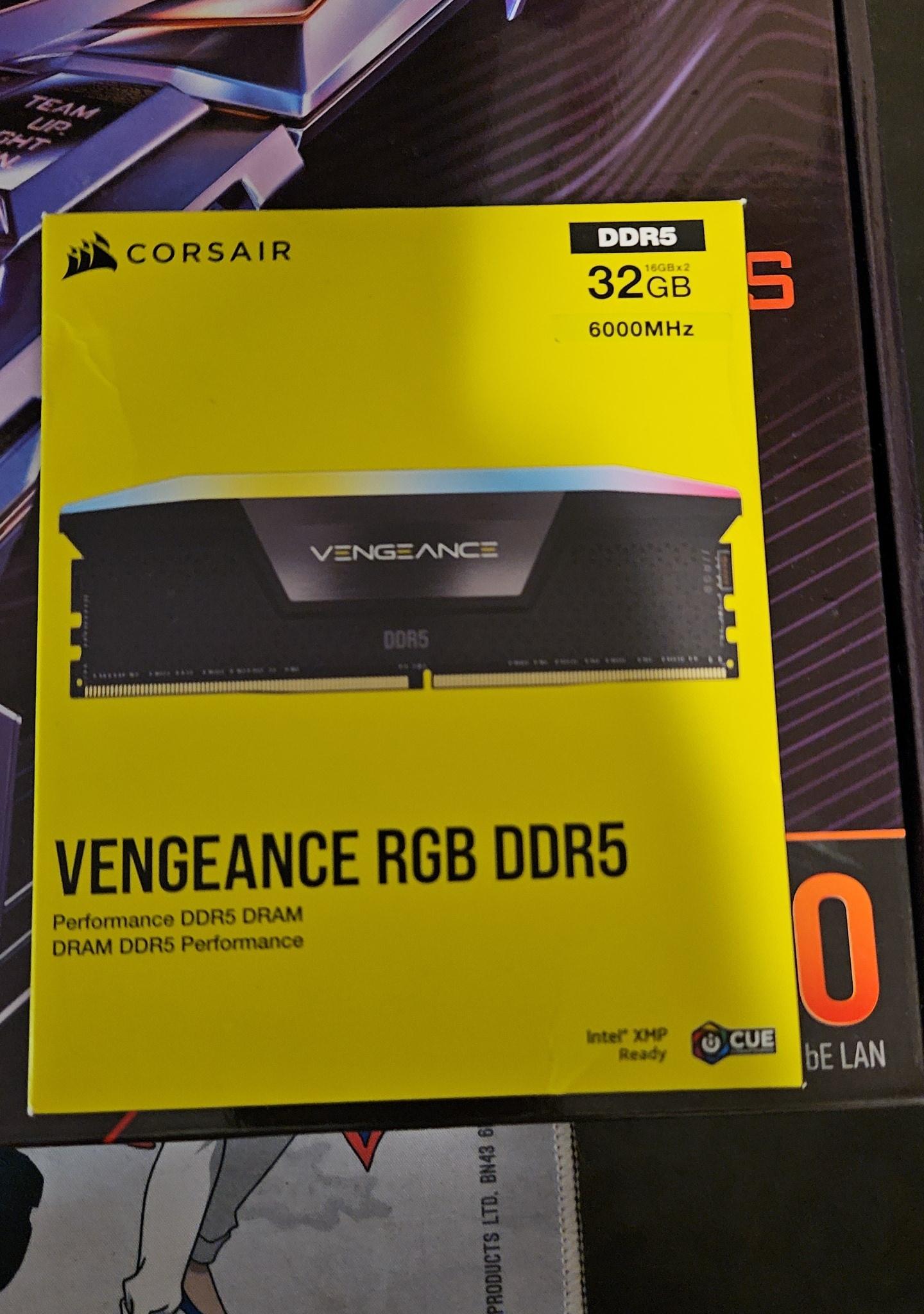 GIGABYTE B650M AORUS Elite AX, CORSAIR VENGEANCE RGB DDR5 RAM 32GB