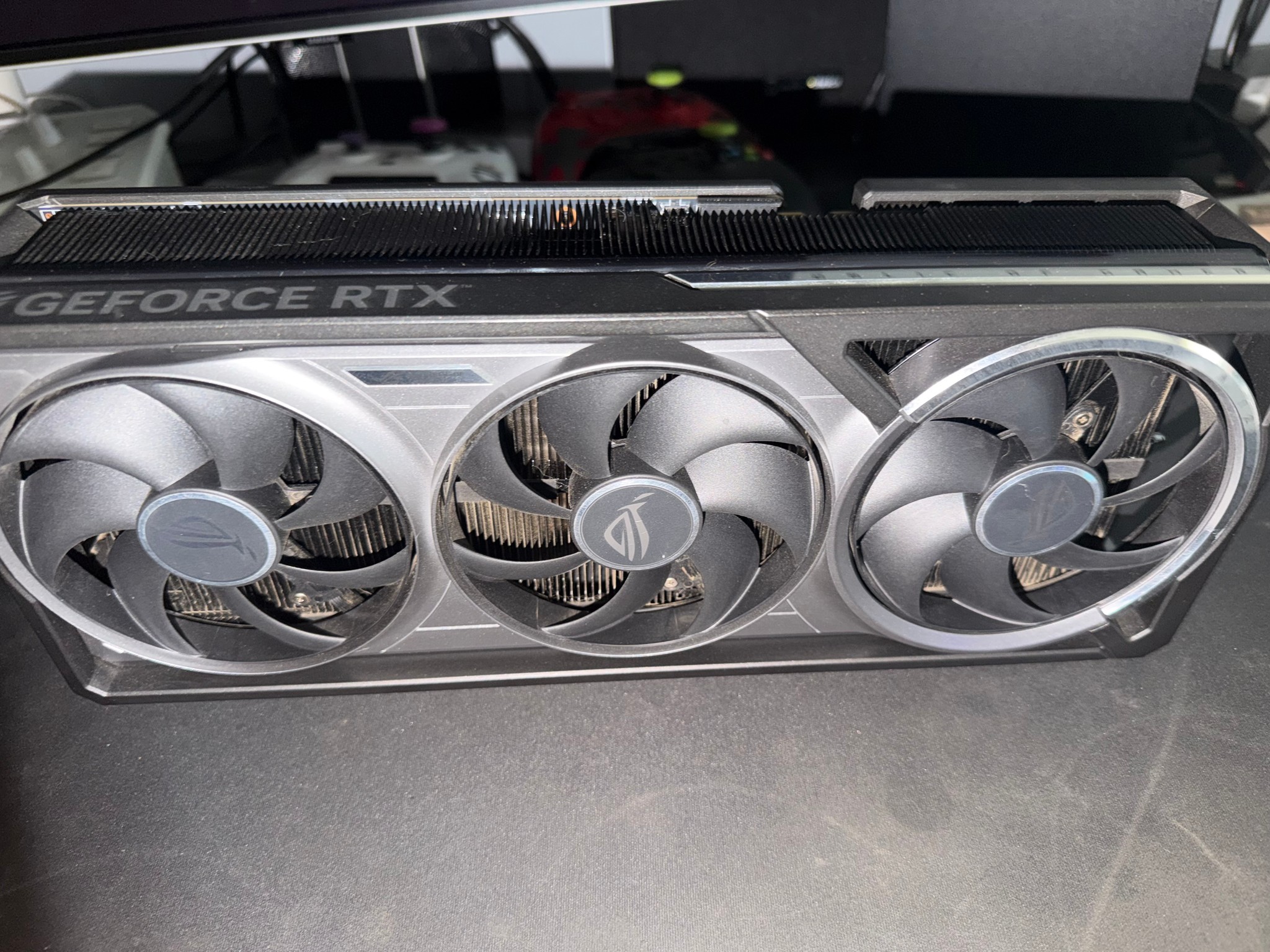 ASUS ROG Astral LC GeForce RTX 5090 32GB GDDR7 OC Edition