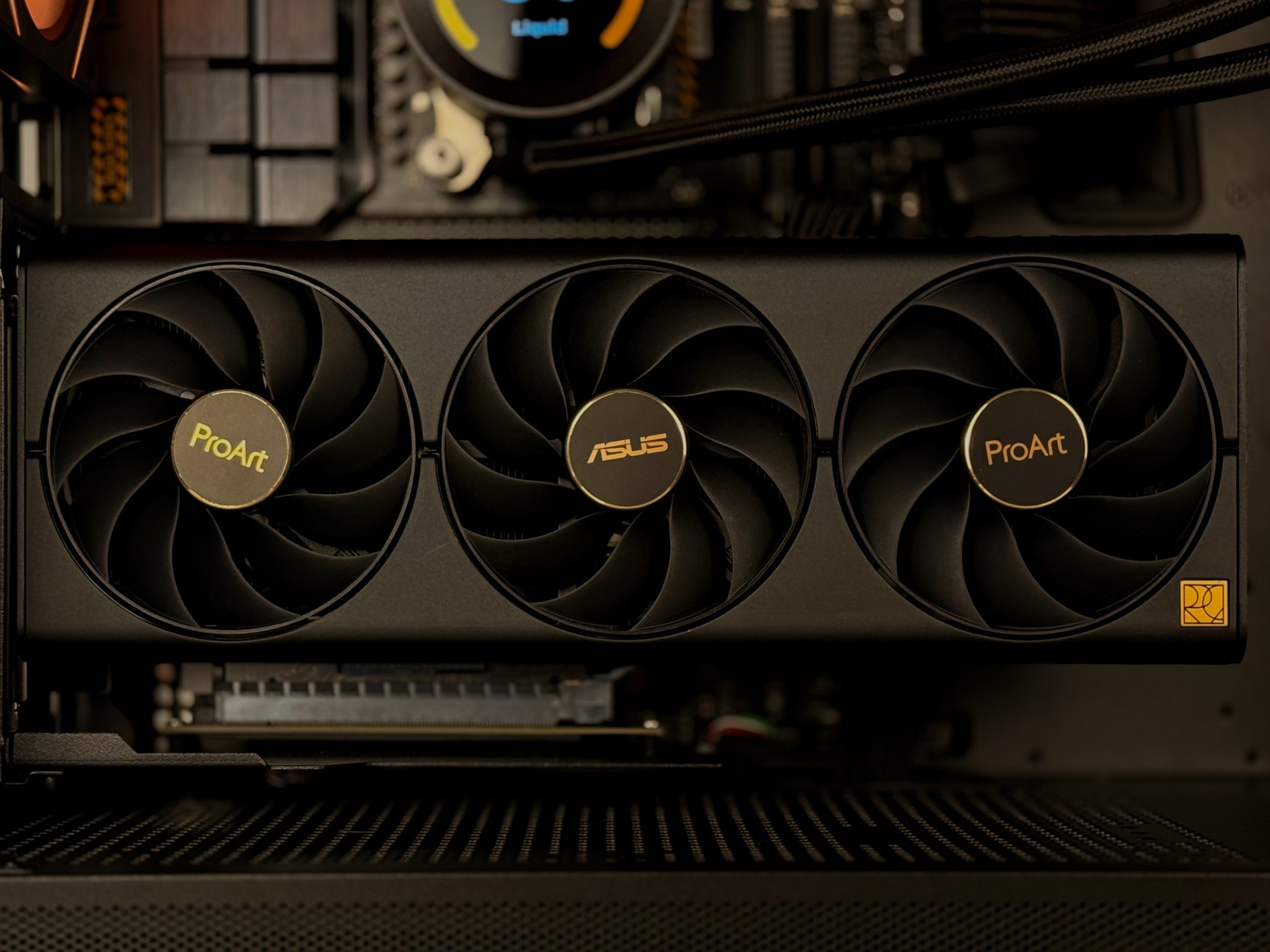 Artisan | Highend 4K Gaming & Productivity PC | Ryzen 9 7900X | RTX 4070 Ti | 32GB RAM | 2TB SSD