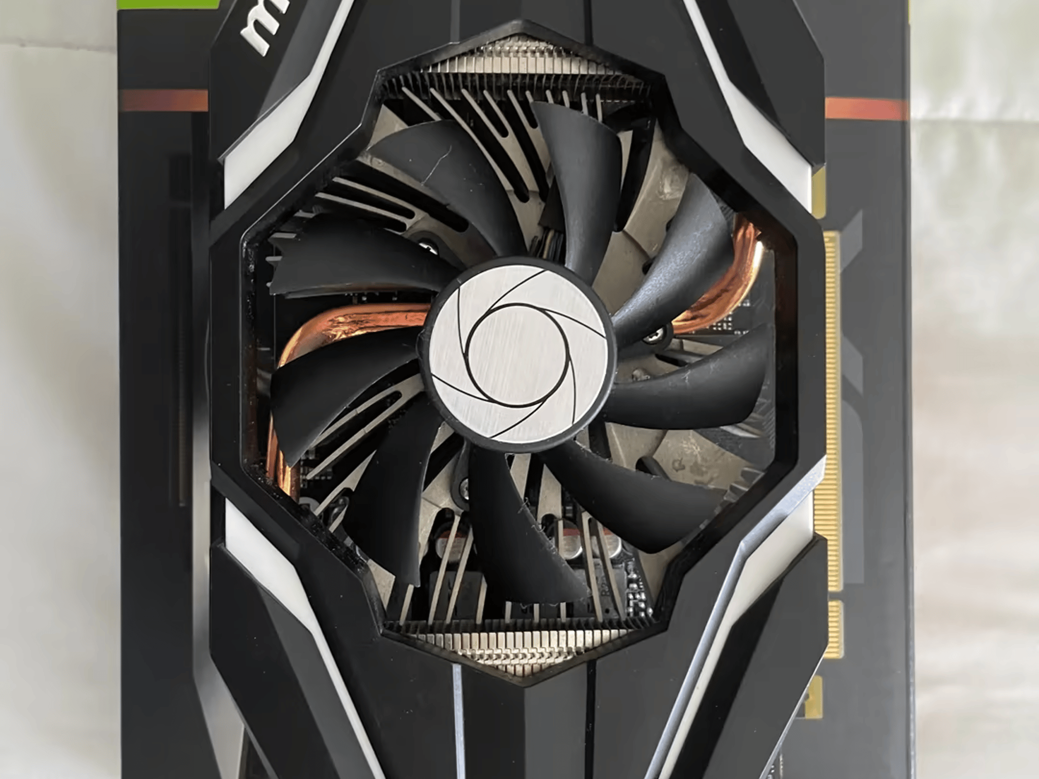 Good entry level card: Nvidia GTX 1060 3gb Single Fan