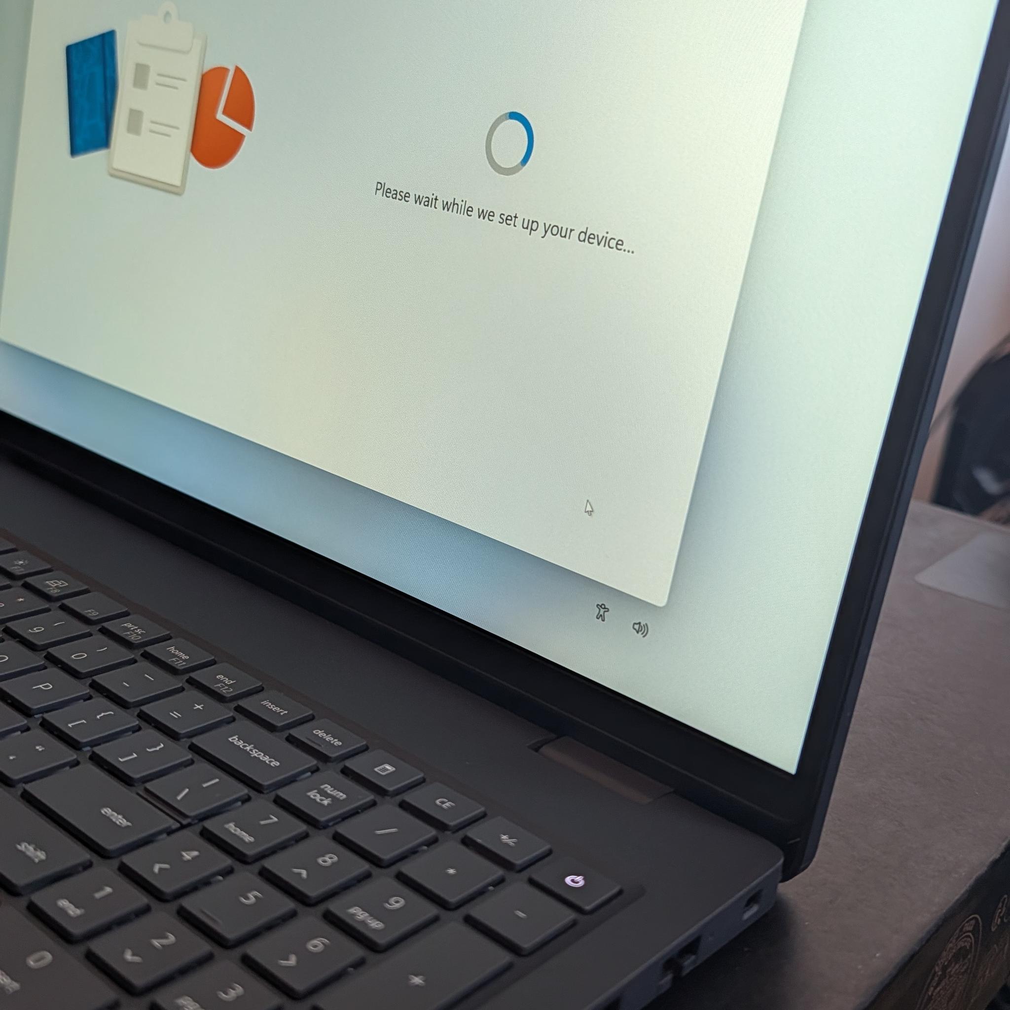 BNIB Dell Pro 16 Laptop Model: PC16255 AMD Ryzen™ 5 220 Processor with AMD Radeon™ 740M graphics