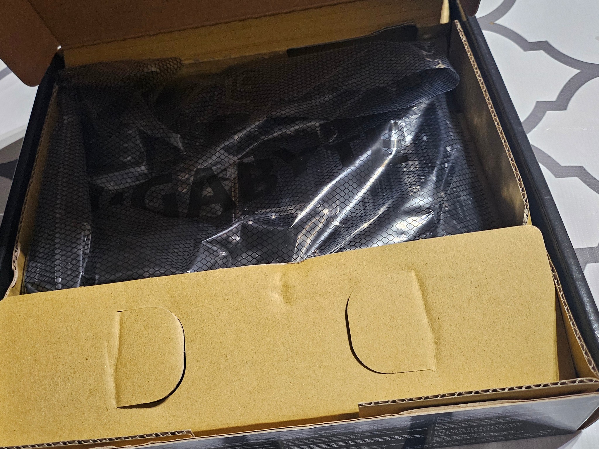 AMD Ryzen 5 7600X + Gigabyte A620M S2H AM5 CPU/Motherboard Combo - Works