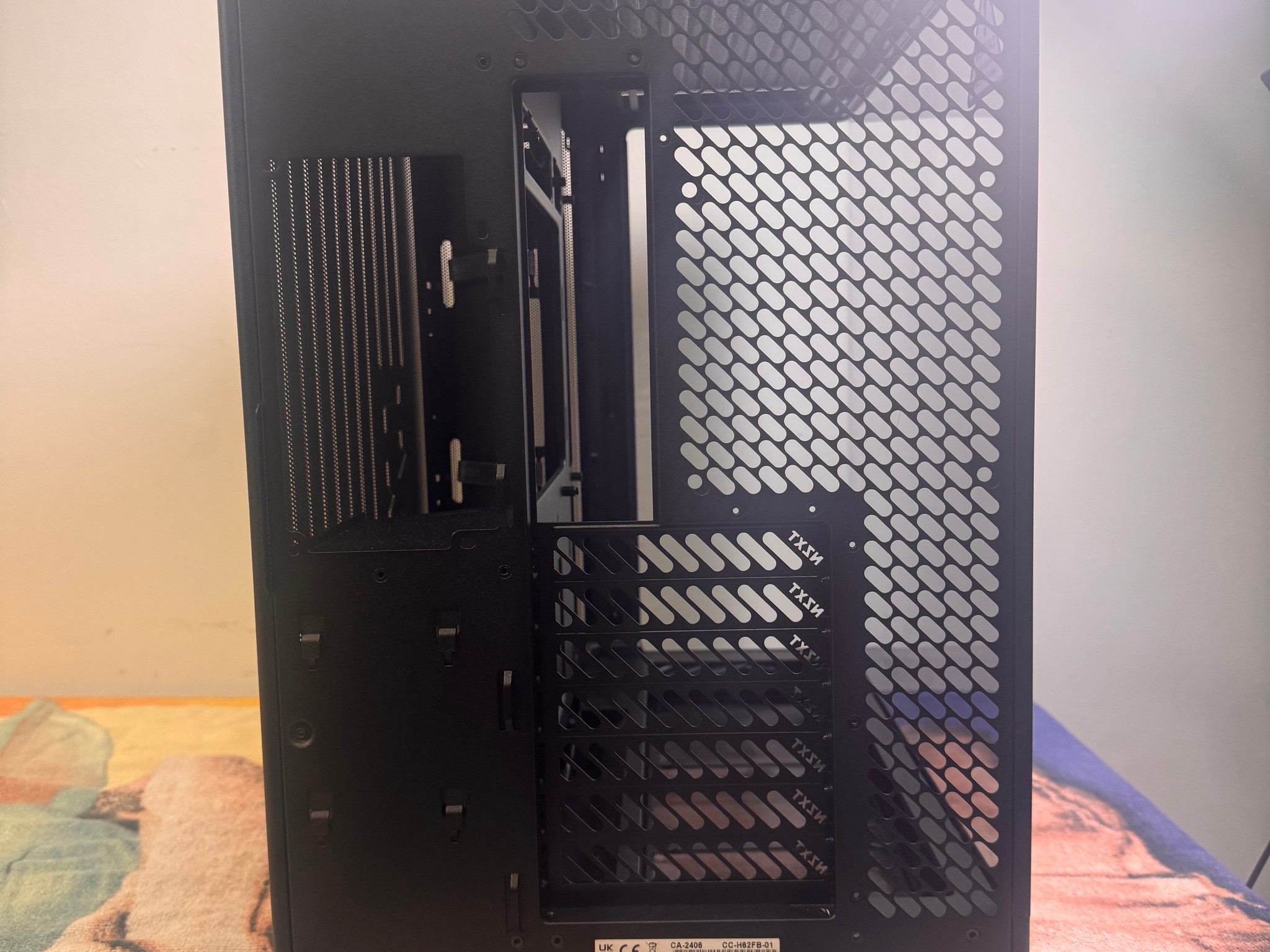 NZXT H6 Flow (Black - Tempered Glass)