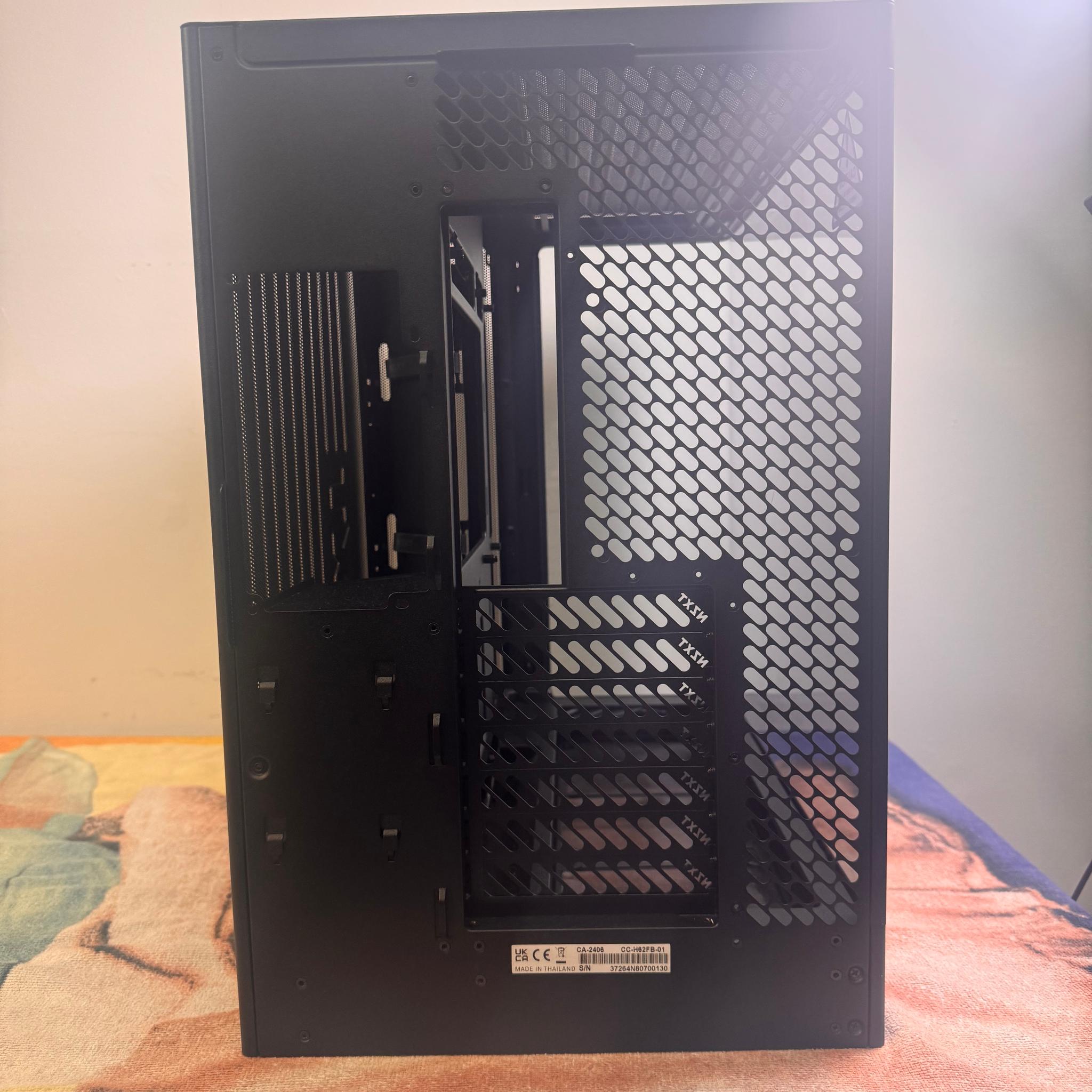 NZXT H6 Flow (Black - Tempered Glass)