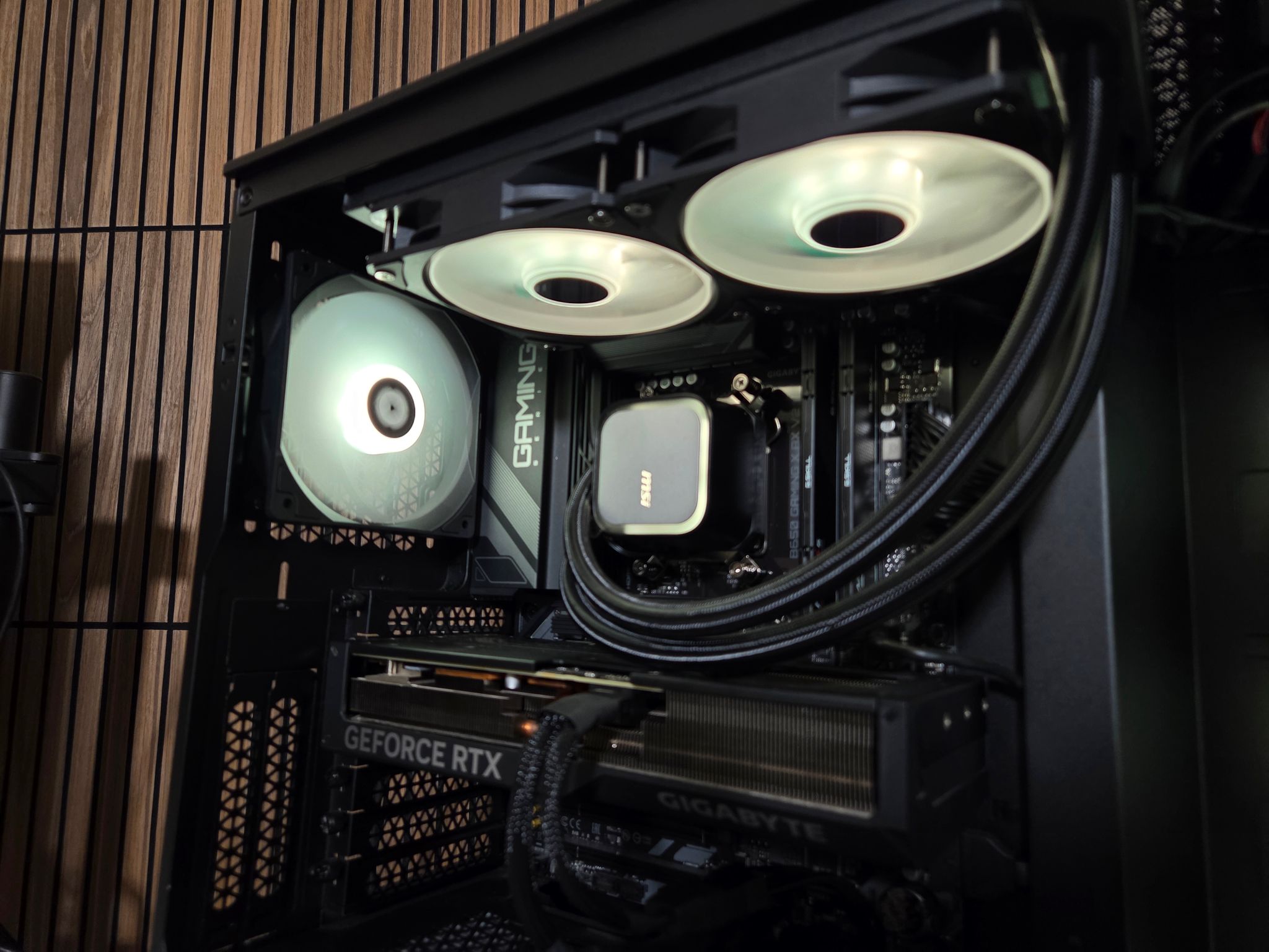 4K Gaming PC | RTX 4070Ti Super 16GB | 7700x | 48GB DDR5 RAM | NVME | Corsair | Windows 11
