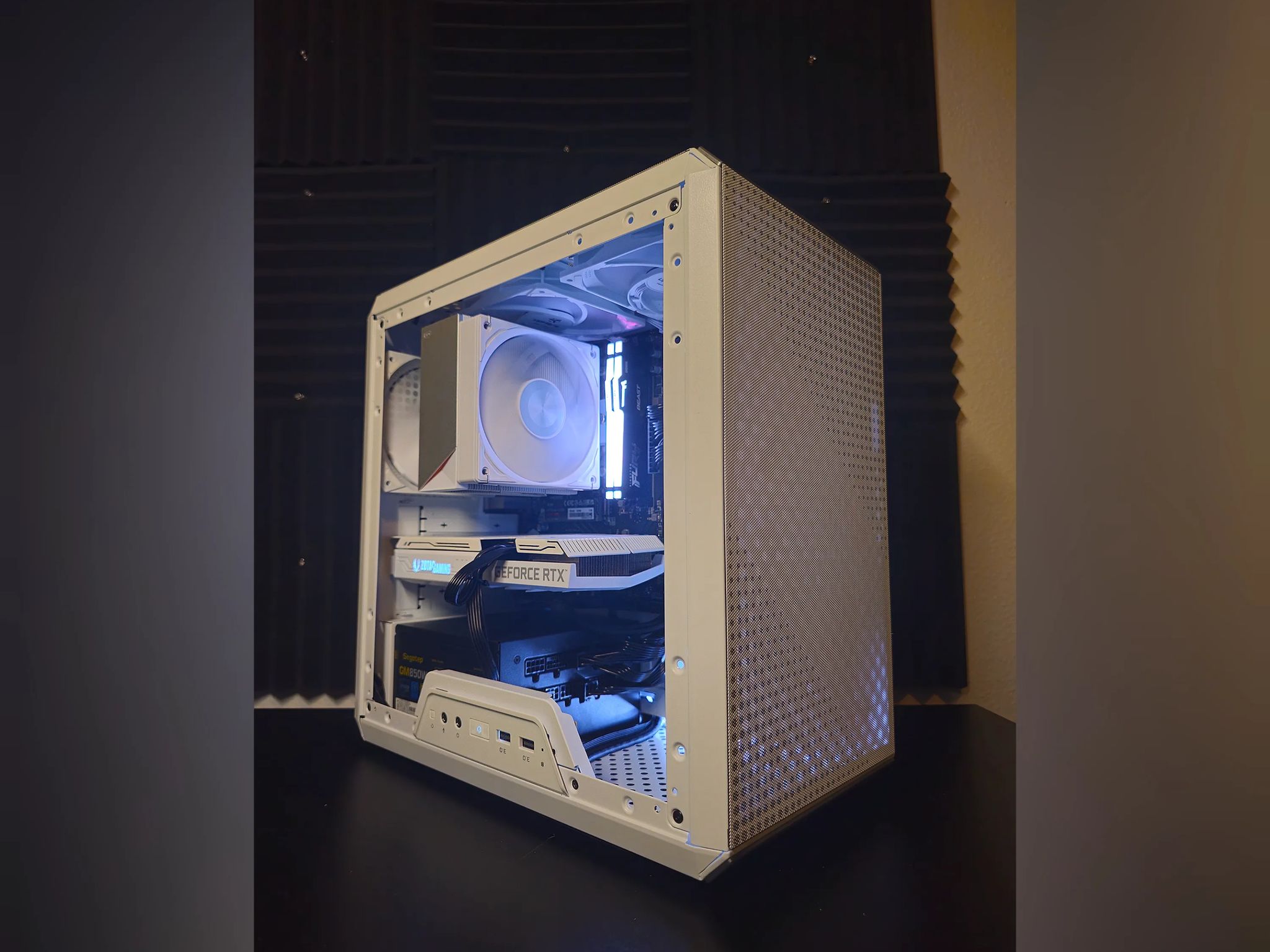 Icey / RTX 3060 12GB / Ryzen 5 8400f / 16GB DDR5 / 1TB SSD / MSI ZOTAC WHITE GAMING PC AM5