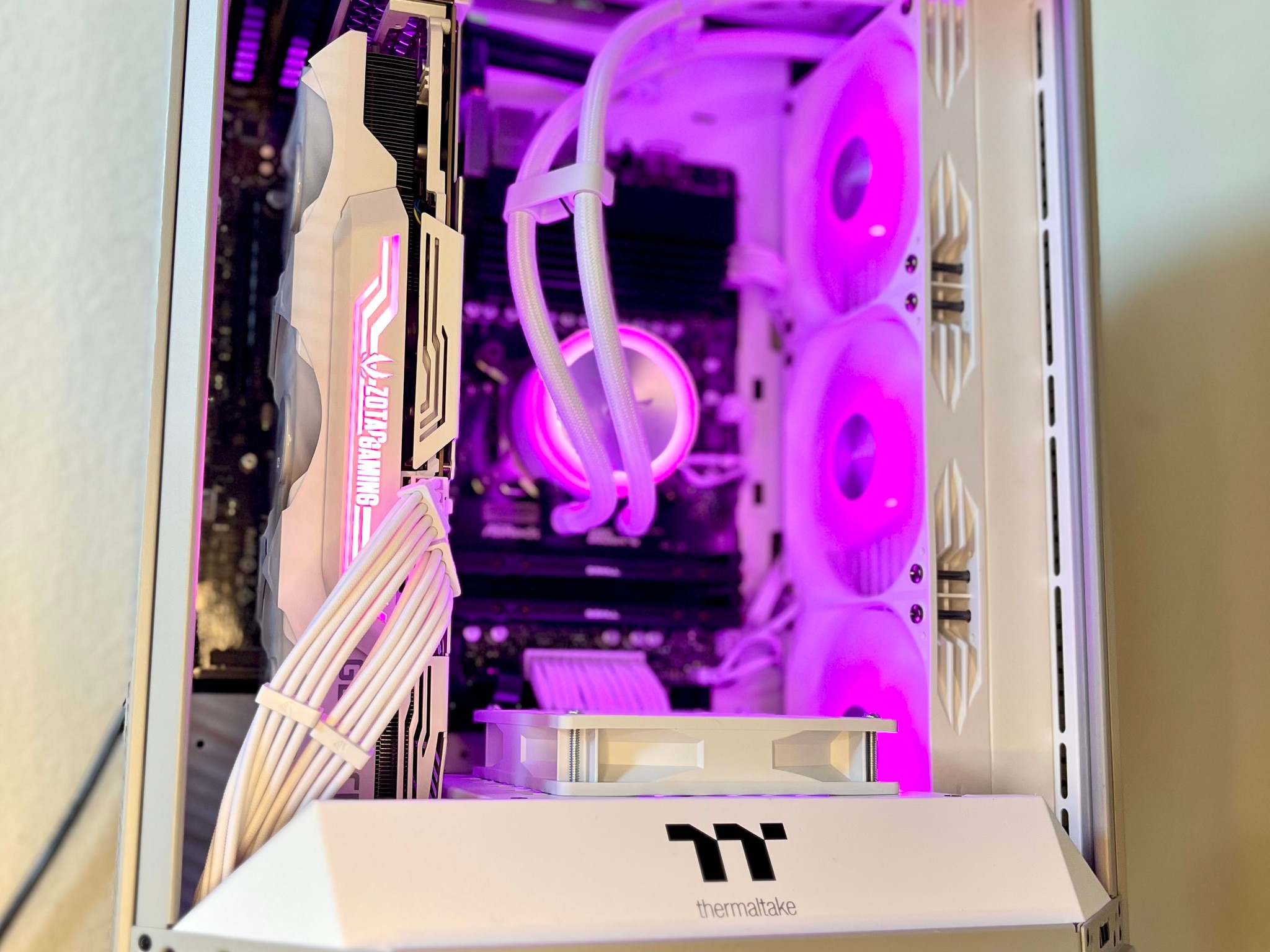 ❄️Snowfall❄️ Gaming PC | 3080 | 7500x3D| 32GB DDR 5