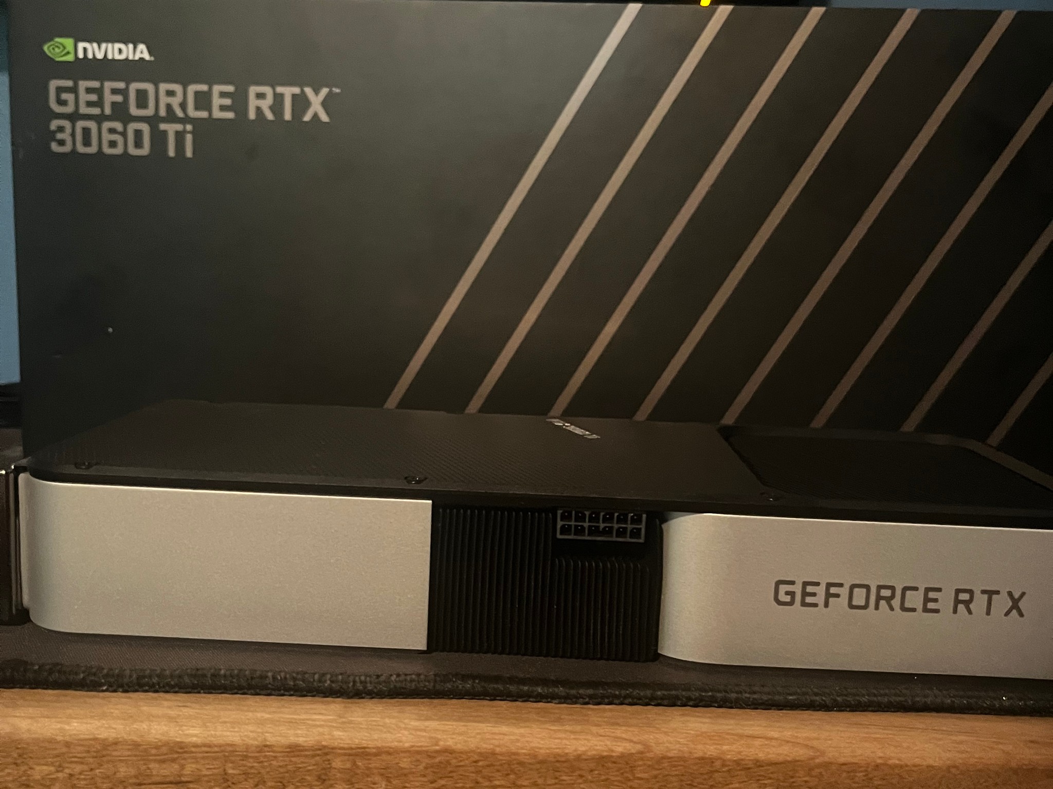 RTX 3060 Ti 8gb Founders Edition with box